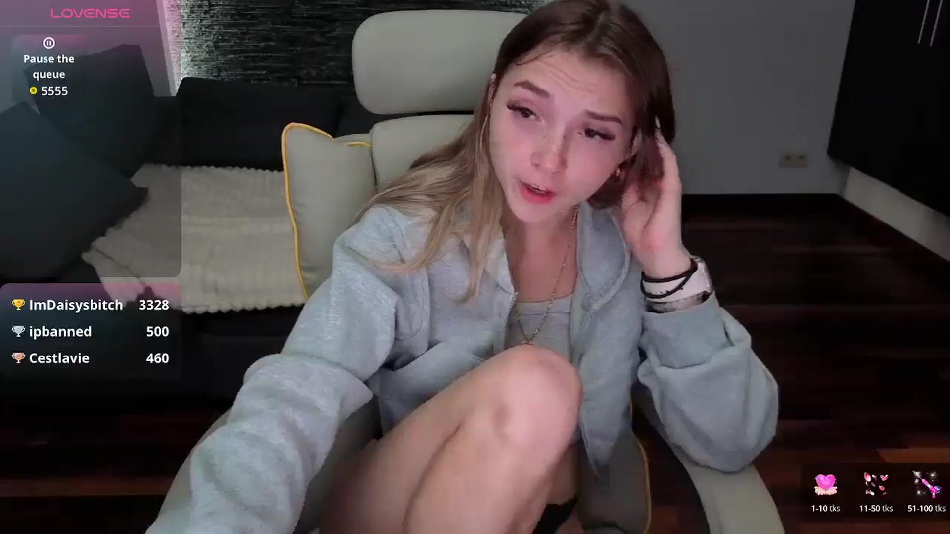 Gallery image thumbnail from Daisyy's myfreecams stream on, 09/11/2025, 22:11 image 5 of 20