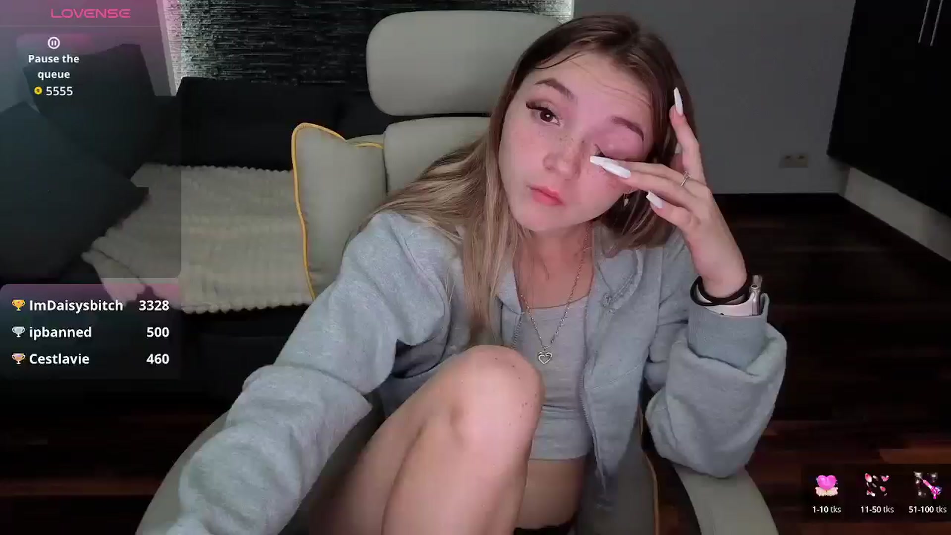 Gallery image thumbnail from Daisyy's myfreecams stream on, 09/11/2025, 22:11 image 17 of 20