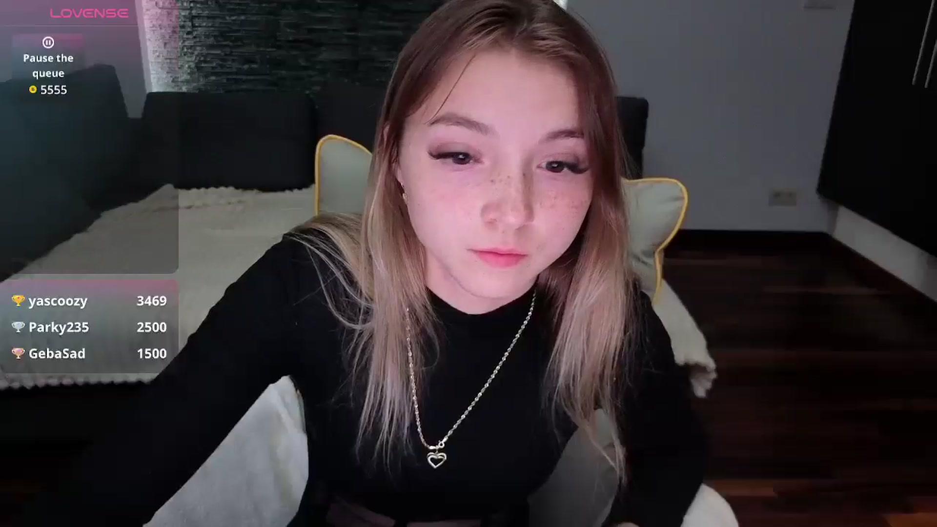 Gallery image thumbnail from Daisyy's myfreecams stream on, 09/12/2025, 21:44 image 3 of 20