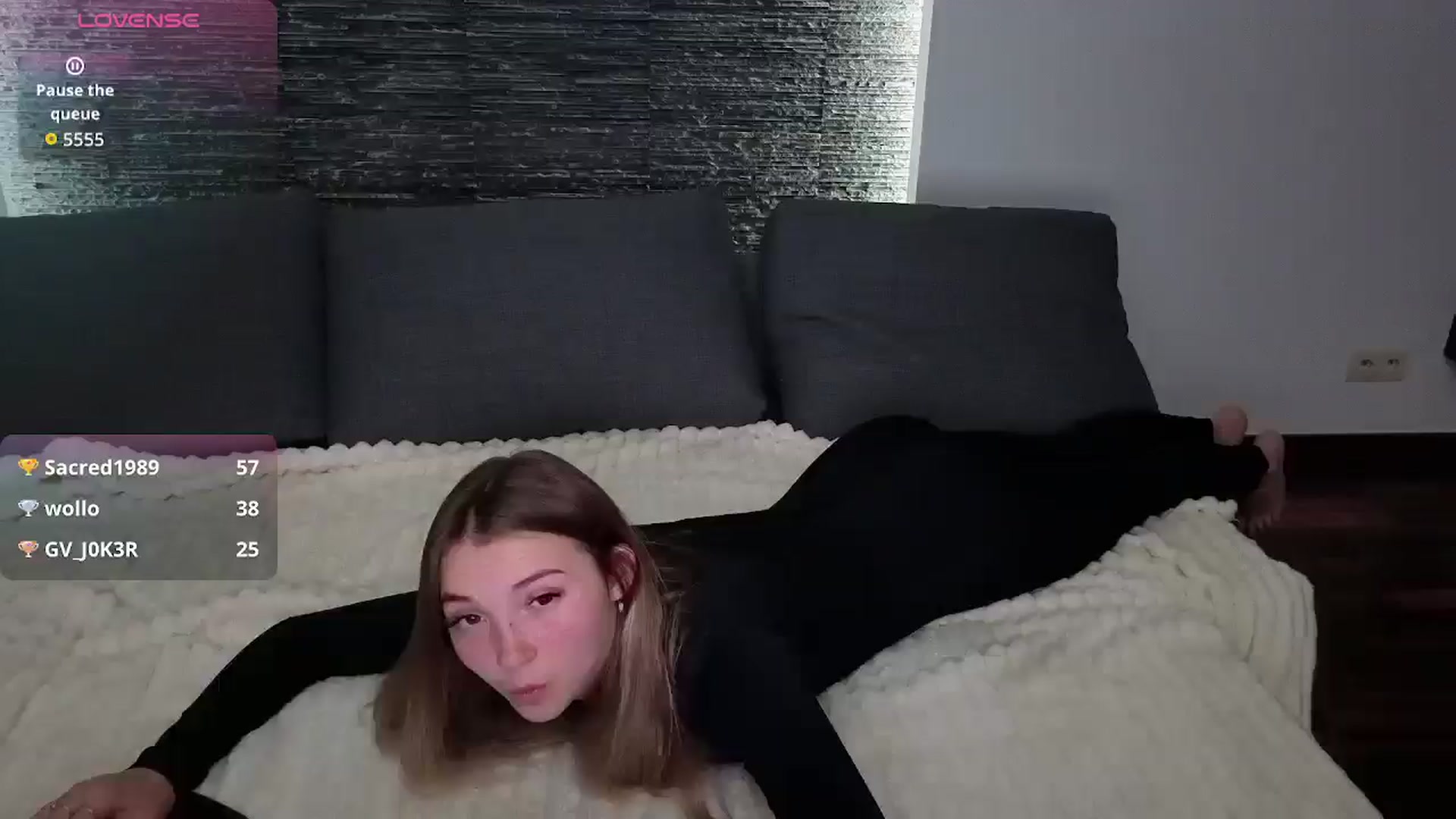 Gallery image thumbnail from Daisyy's myfreecams stream on, 09/18/2025, 17:27 image 13 of 20