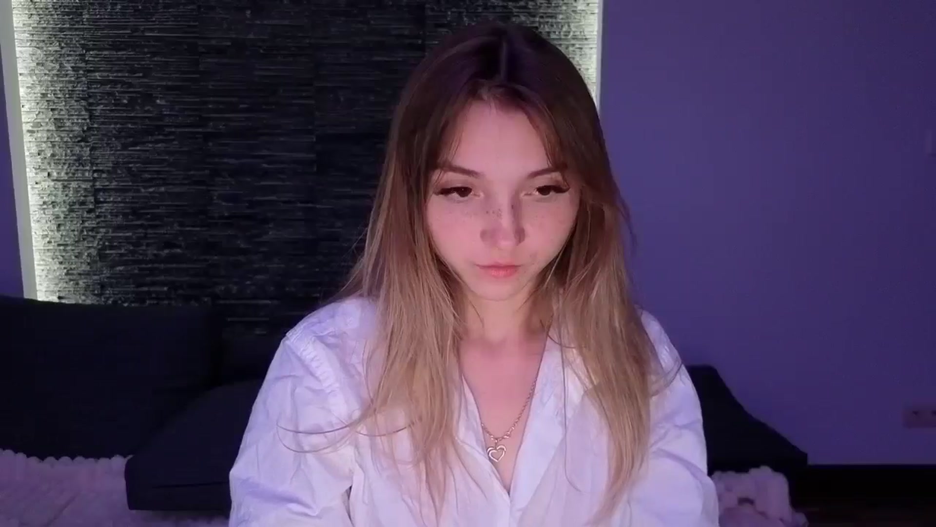 Gallery image thumbnail from Daisyy's myfreecams stream on, 09/21/2025, 20:12 image 15 of 20