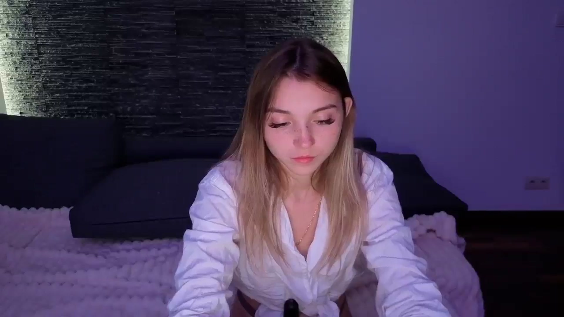 Gallery image thumbnail from Daisyy's myfreecams stream on, 09/21/2025, 20:12 image 17 of 20