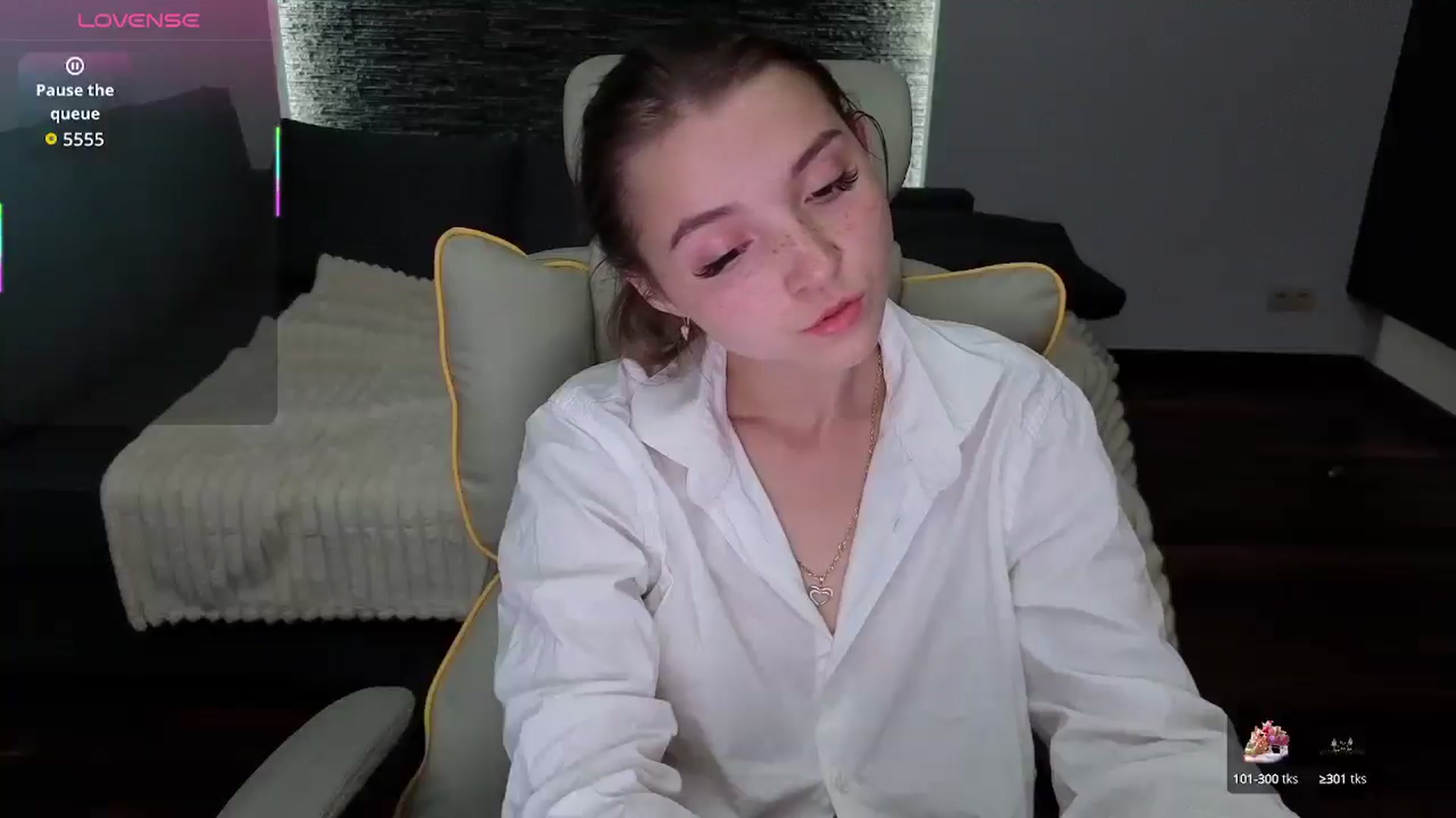 Gallery image thumbnail from Daisyy's myfreecams stream on, 09/22/2025, 21:28 image 7 of 20