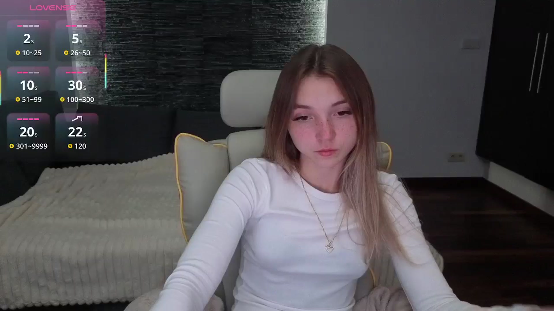 Gallery image thumbnail from Daisyy's myfreecams stream on, 09/25/2025, 15:32 image 15 of 20