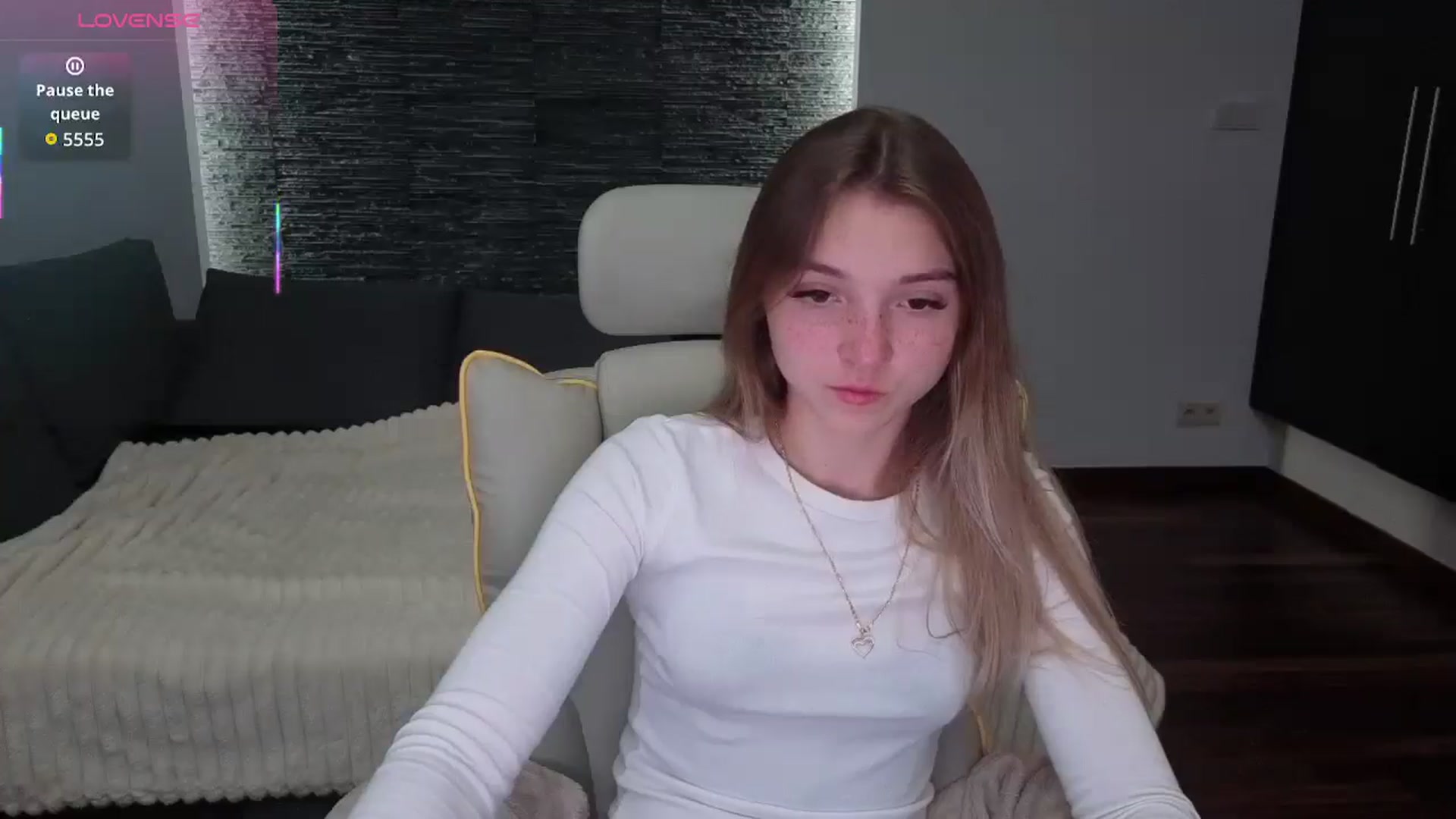 Gallery image thumbnail from Daisyy's myfreecams stream on, 09/25/2025, 15:32 image 14 of 20
