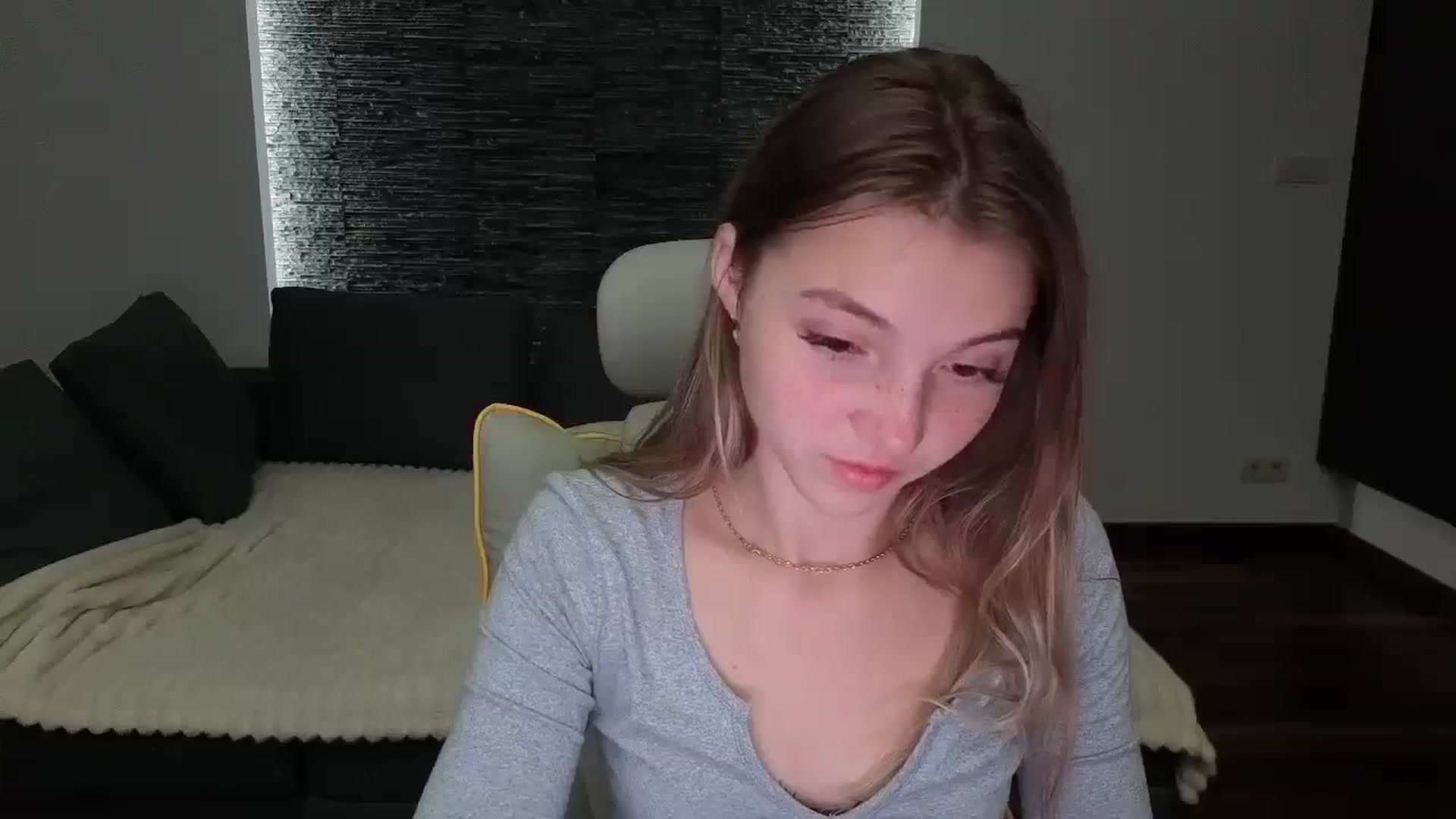 Gallery image thumbnail from Daisyy's myfreecams stream on, 09/28/2025, 21:04 image 2 of 20