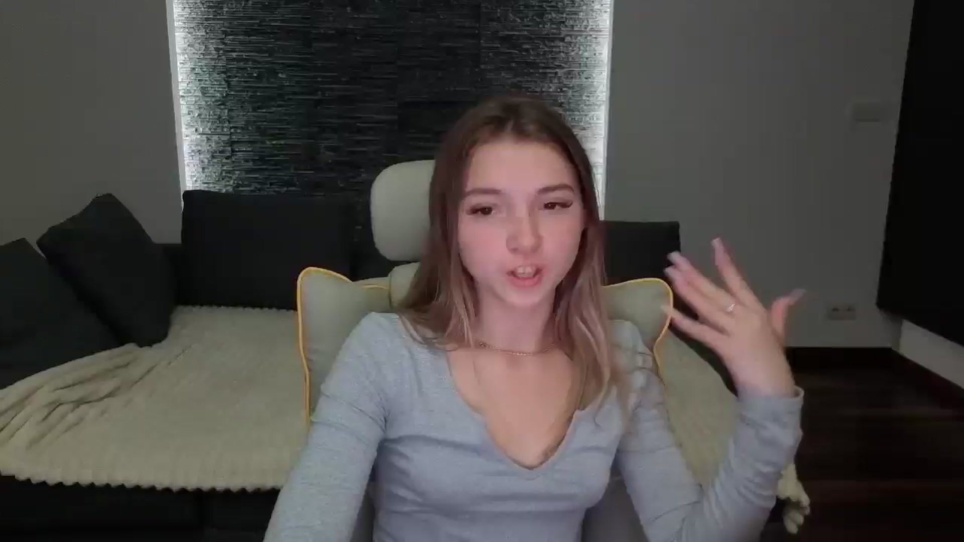 Gallery image thumbnail from Daisyy's myfreecams stream on, 09/28/2025, 21:04 image 1 of 20