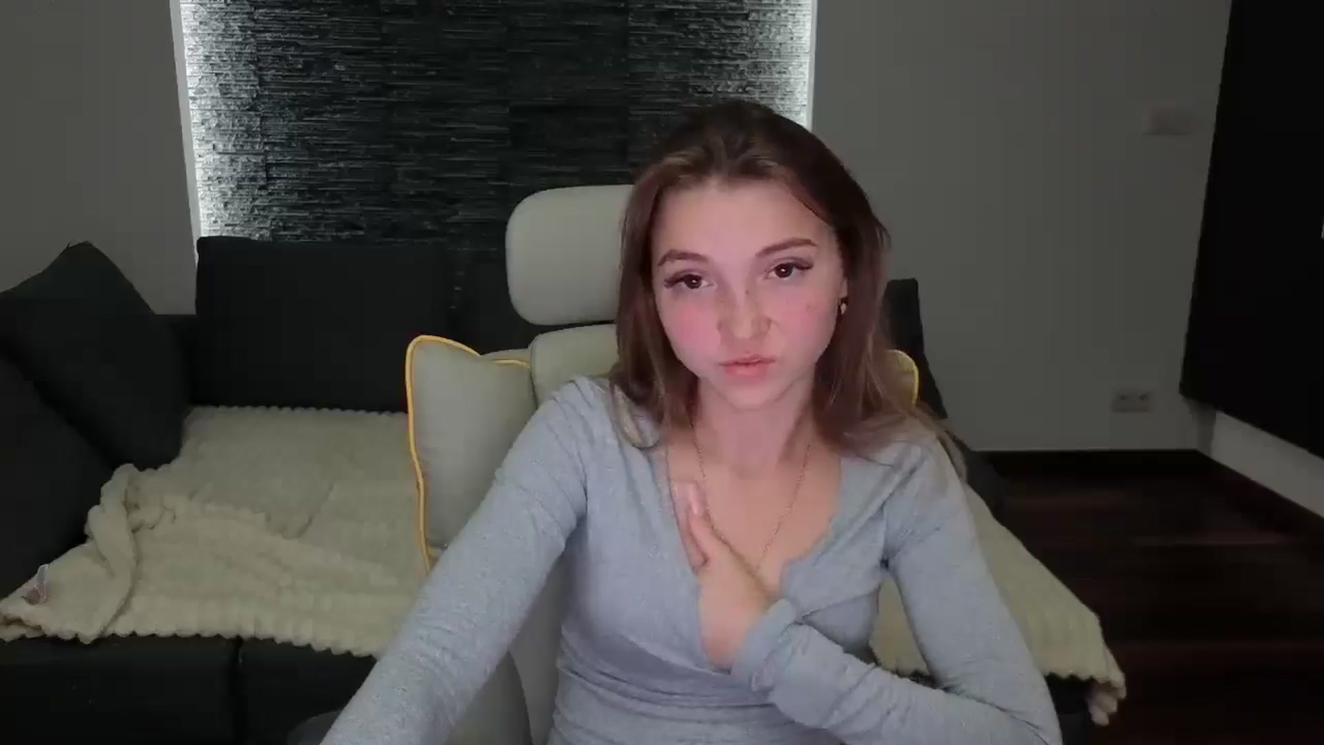 Gallery image thumbnail from Daisyy's myfreecams stream on, 09/28/2025, 21:39 image 16 of 20