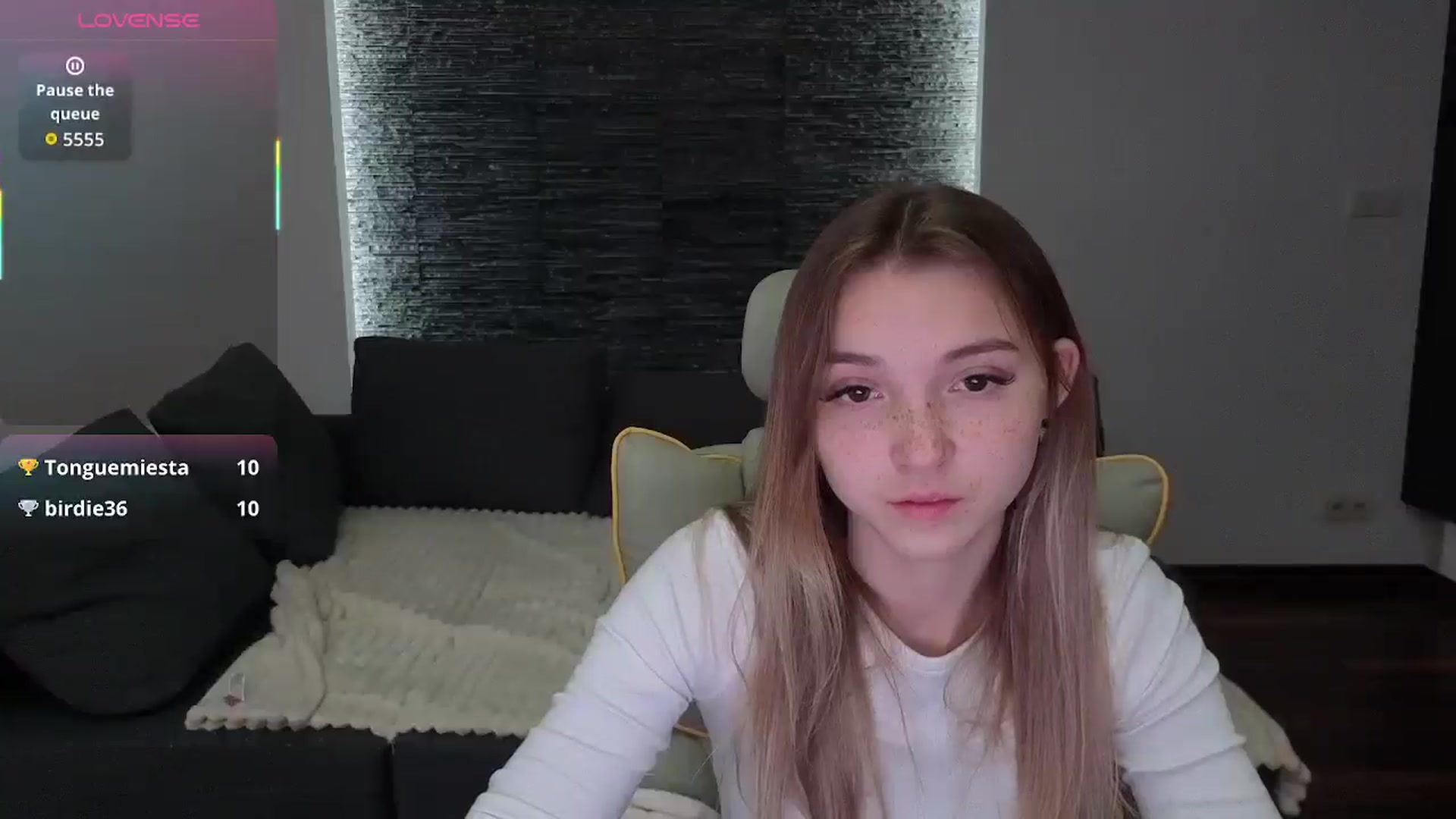 Gallery image thumbnail from Daisyy's myfreecams stream on, 09/29/2025, 15:34 image 6 of 20
