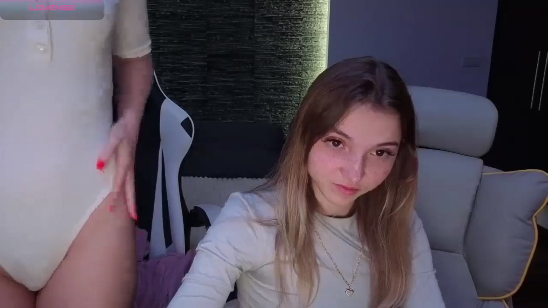 Gallery image thumbnail from Daisyy's myfreecams stream on, 09/30/2025, 20:56 image 18 of 20