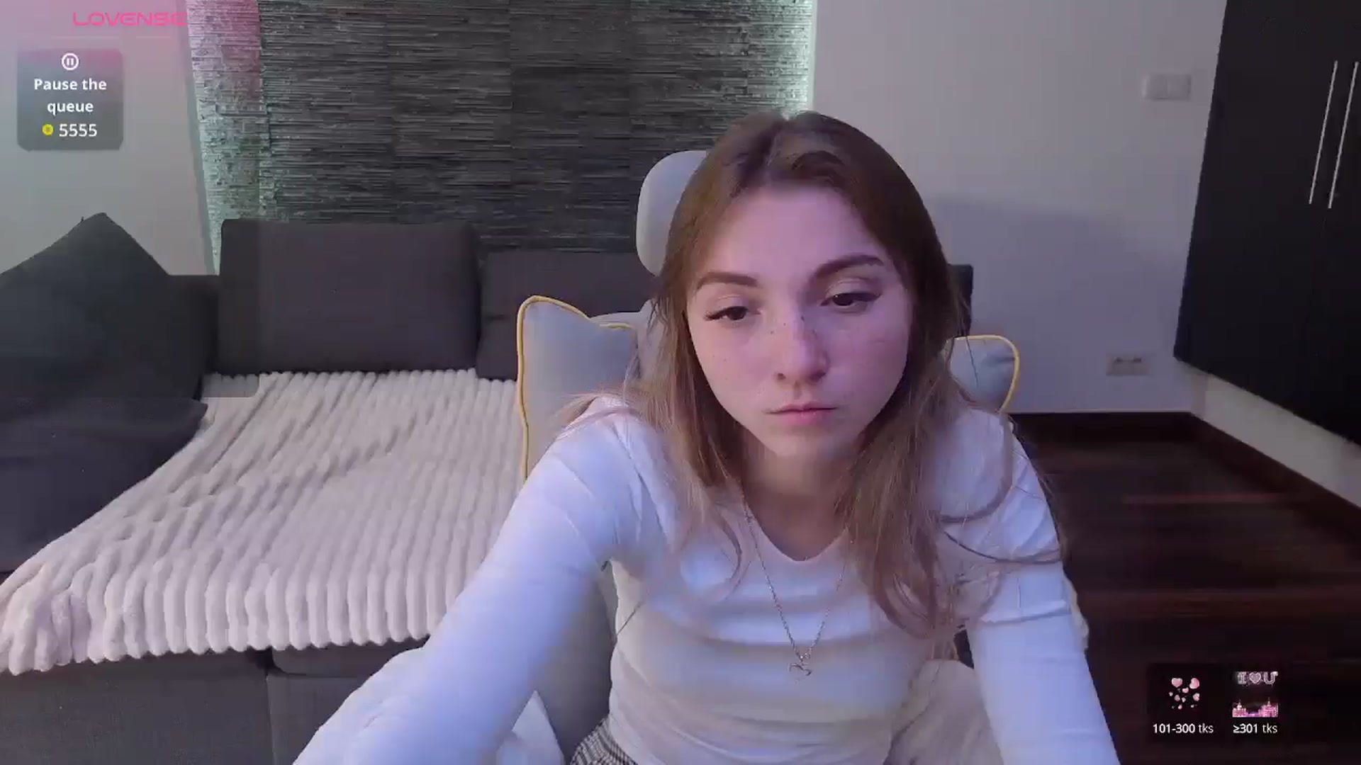 Gallery image thumbnail from Daisyy's myfreecams stream on, 10/02/2025, 14:22 image 6 of 20