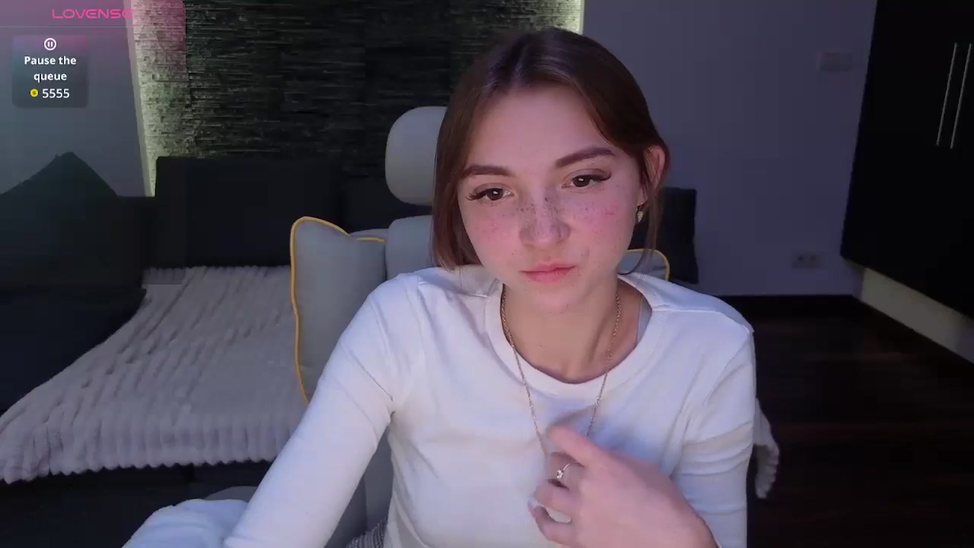 Gallery image thumbnail from Daisyy's myfreecams stream on, 10/02/2025, 16:53 image 2 of 20