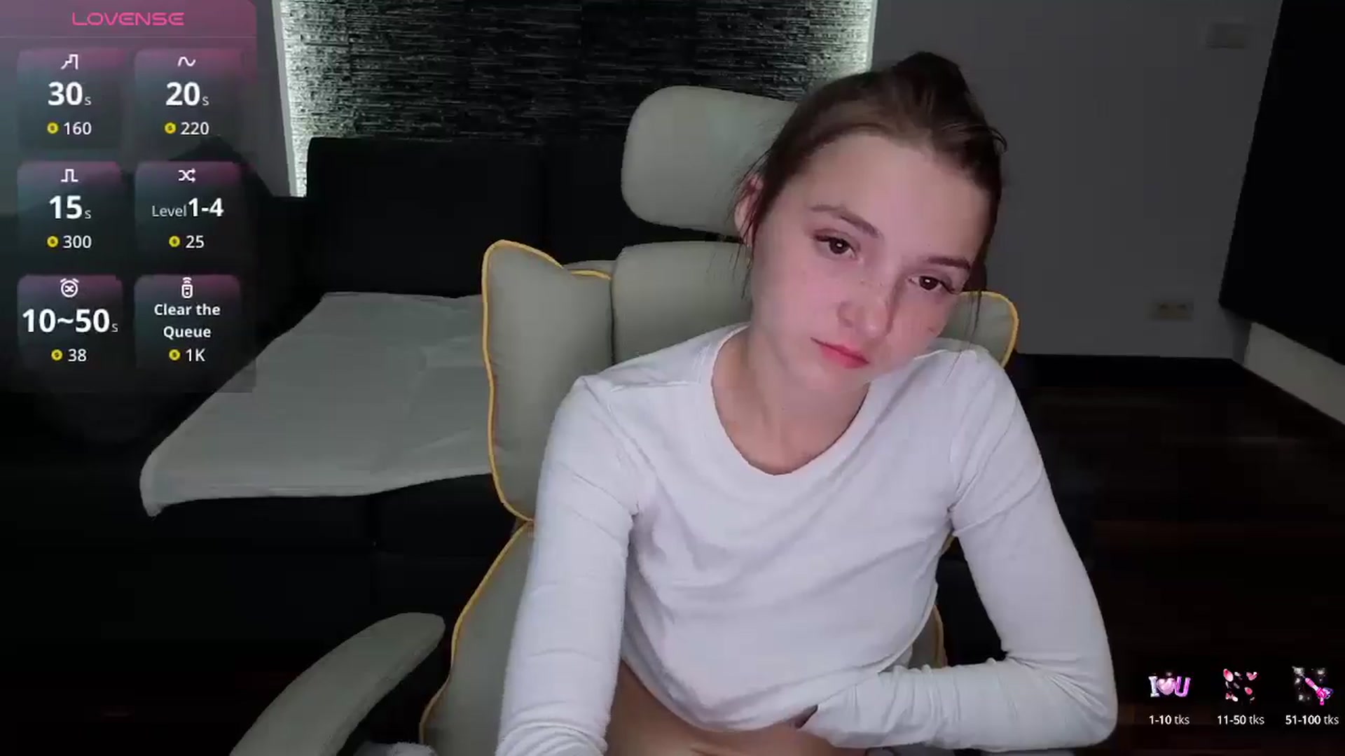 Gallery image thumbnail from Daisyy's myfreecams stream on, 10/05/2025, 21:40 image 12 of 20
