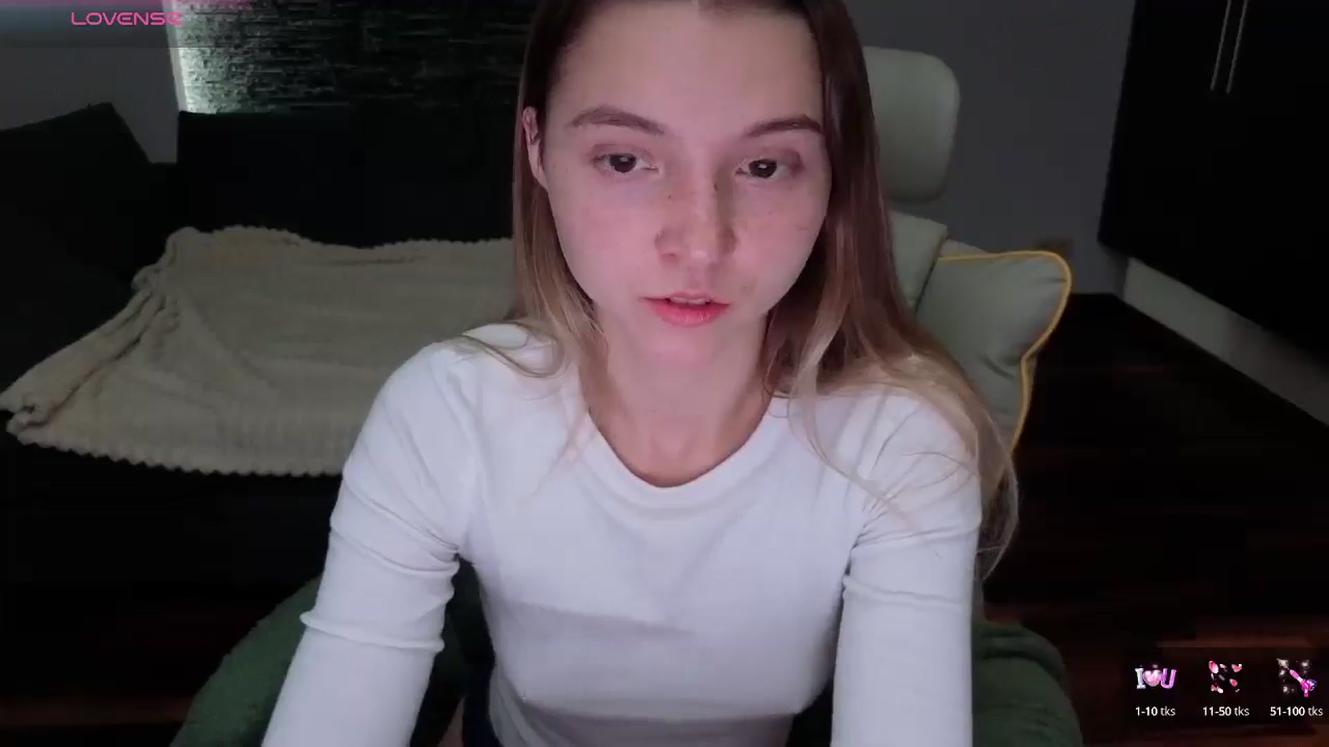Gallery image thumbnail from Daisyy's myfreecams stream on, 10/12/2025, 22:15 image 6 of 20