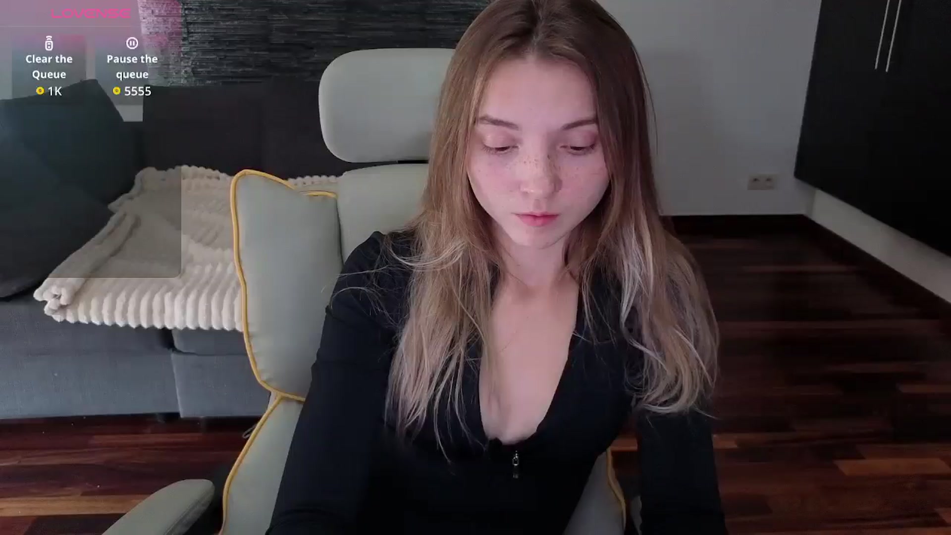Gallery image thumbnail from Daisyy's myfreecams stream on, 10/13/2025, 13:20 image 9 of 20