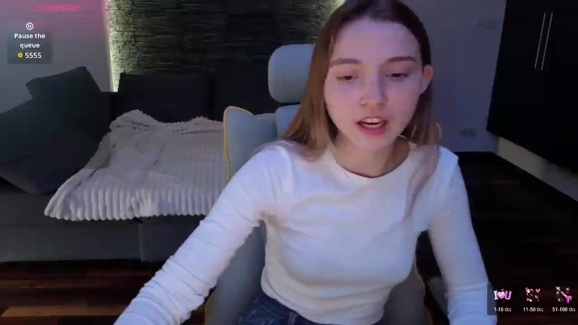Gallery image thumbnail from Daisyy's myfreecams stream on, 10/17/2025, 13:52 image 13 of 20