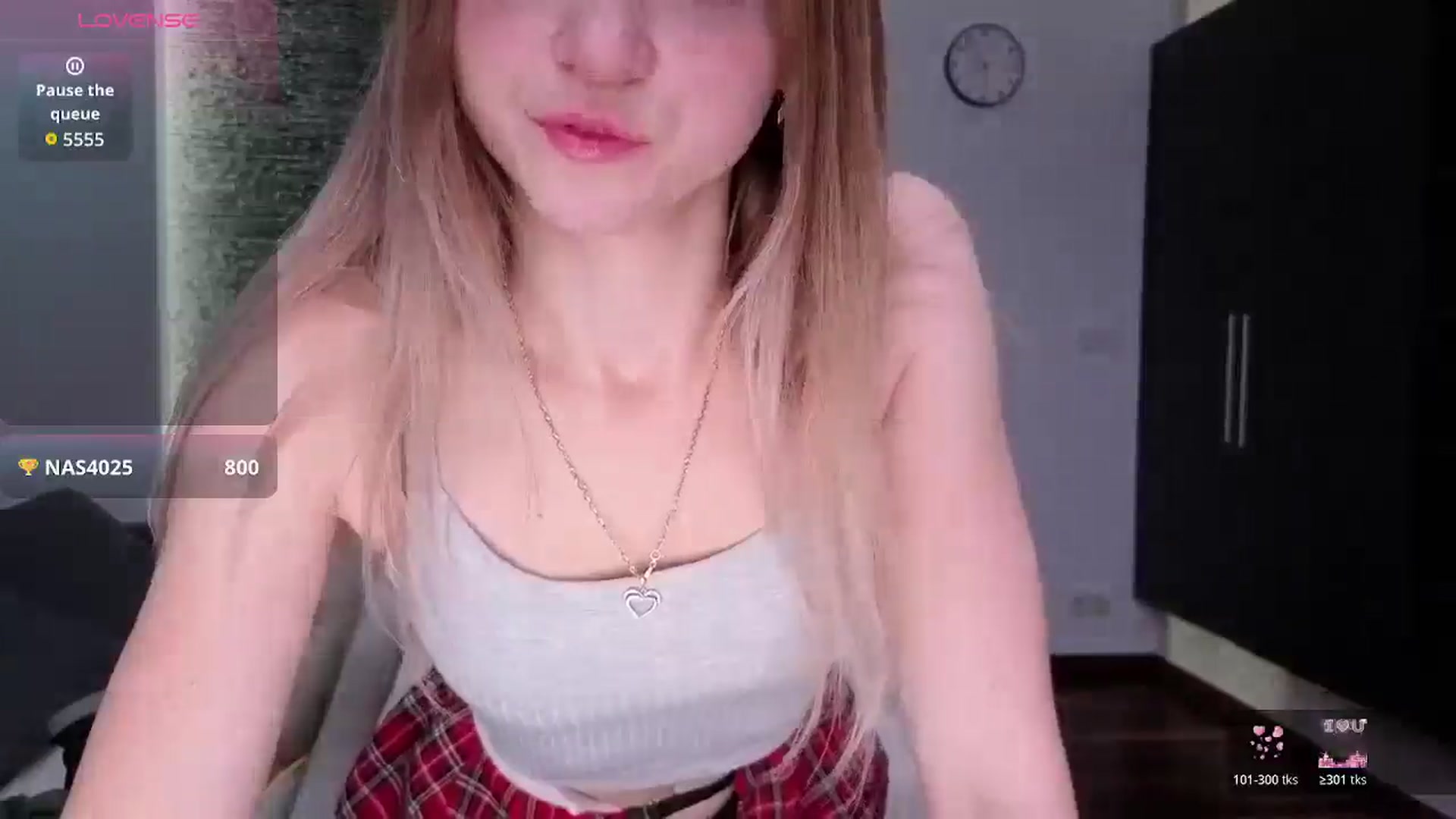 Gallery image thumbnail from Daisyy's myfreecams stream on, 10/31/2025, 16:23 image 14 of 20