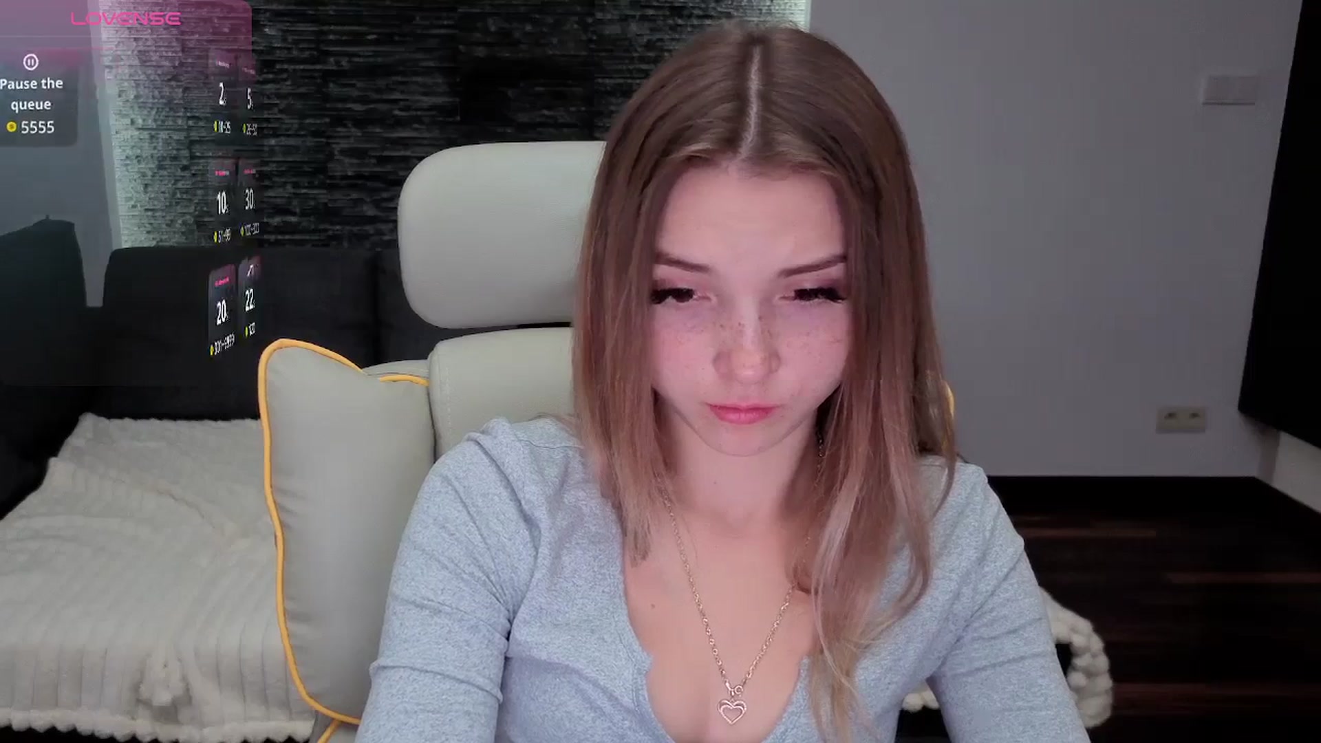 Gallery image thumbnail from Daisyy's myfreecams stream on, 11/08/2025, 14:01 image 5 of 20