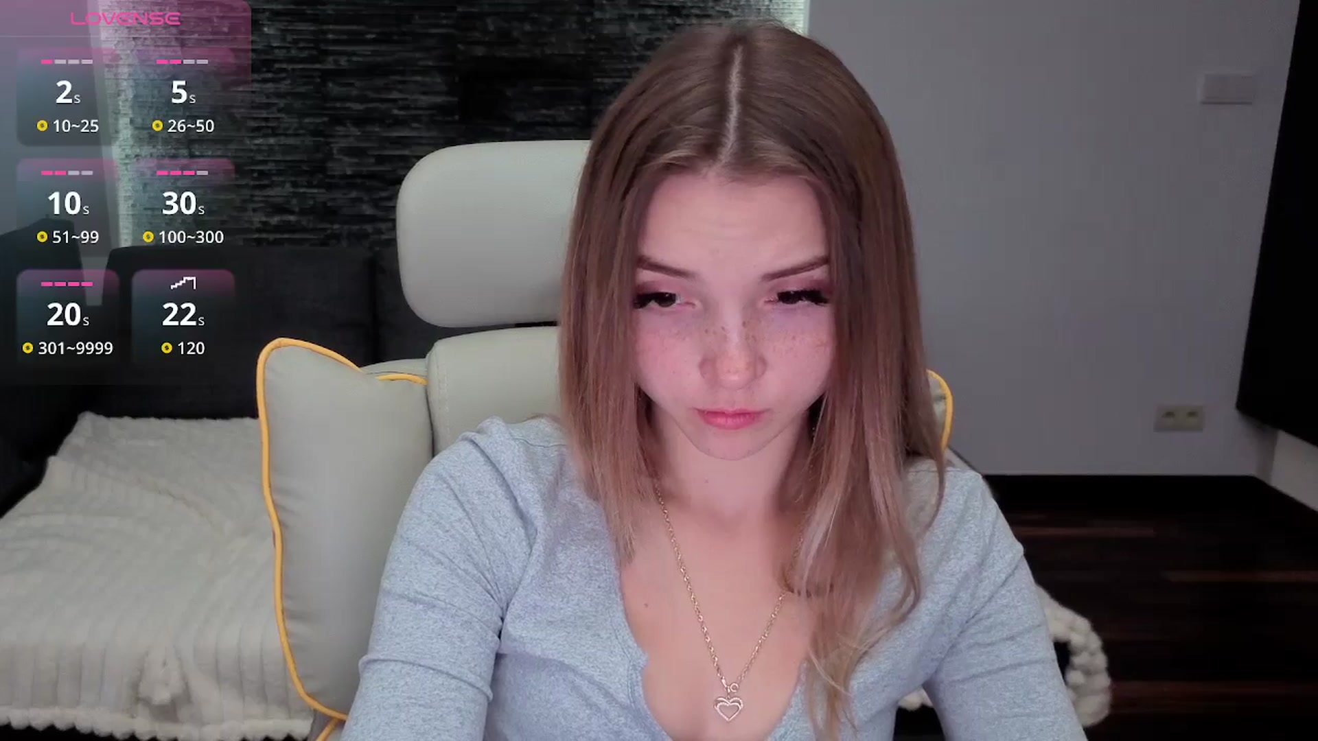 Gallery image thumbnail from Daisyy's myfreecams stream on, 11/08/2025, 14:01 image 6 of 20
