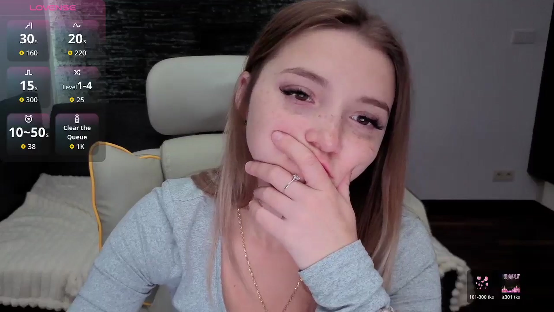 Gallery image thumbnail from Daisyy's myfreecams stream on, 11/08/2025, 14:01 image 15 of 20
