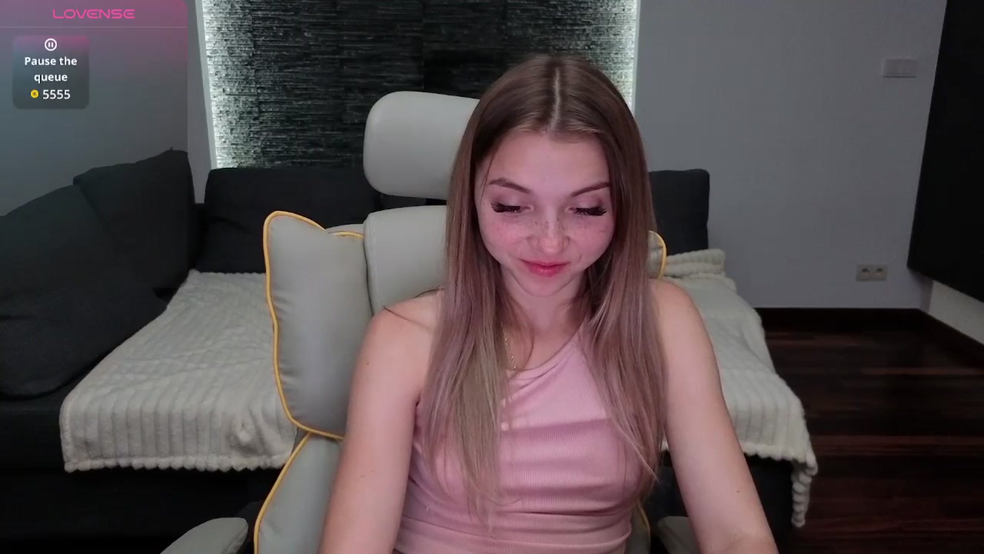 Gallery image thumbnail from Daisyy's myfreecams stream on, 11/08/2025, 21:53 image 5 of 20