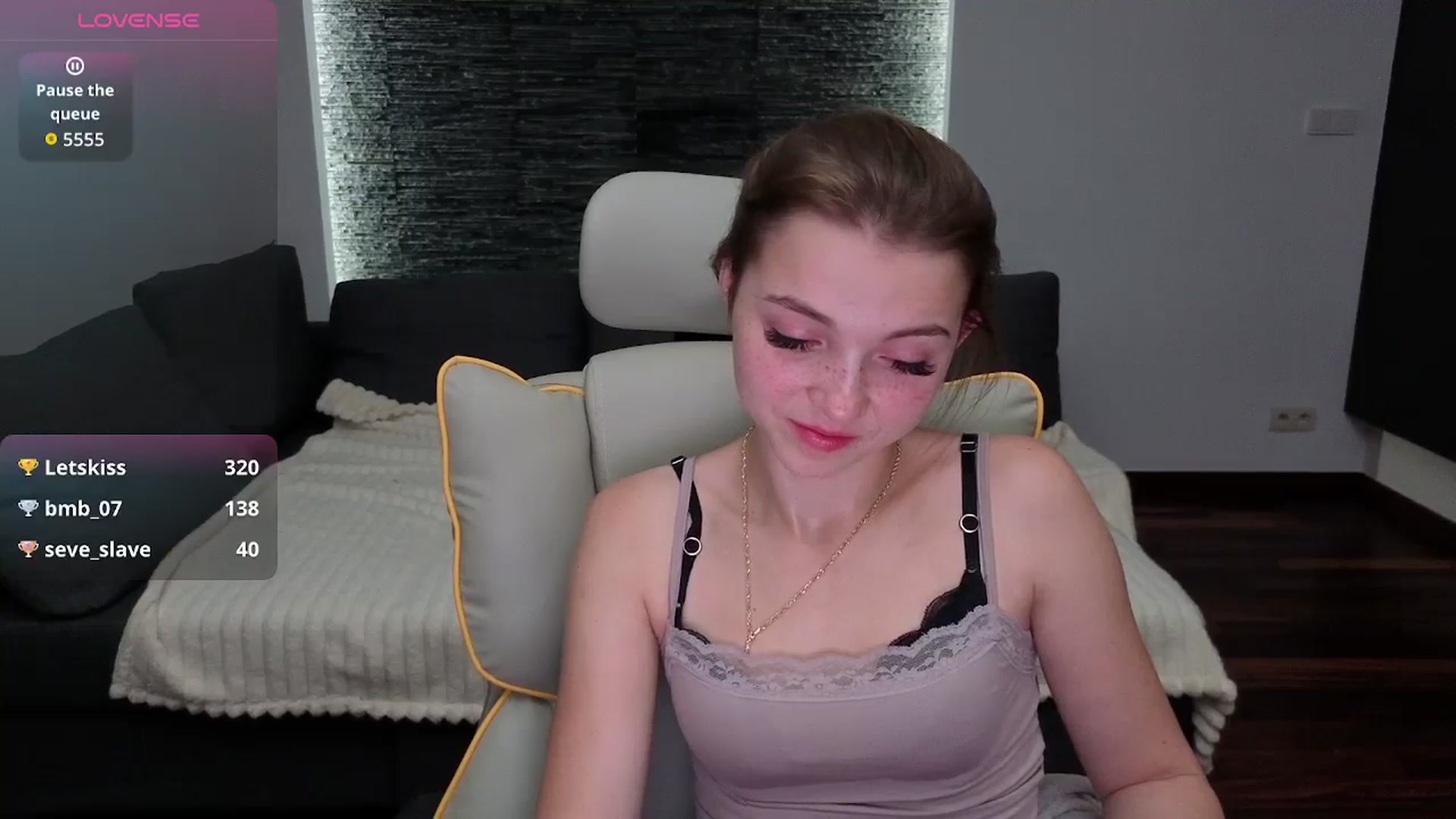 Gallery image thumbnail from Daisyy's myfreecams stream on, 11/10/2025, 17:09 image 12 of 20