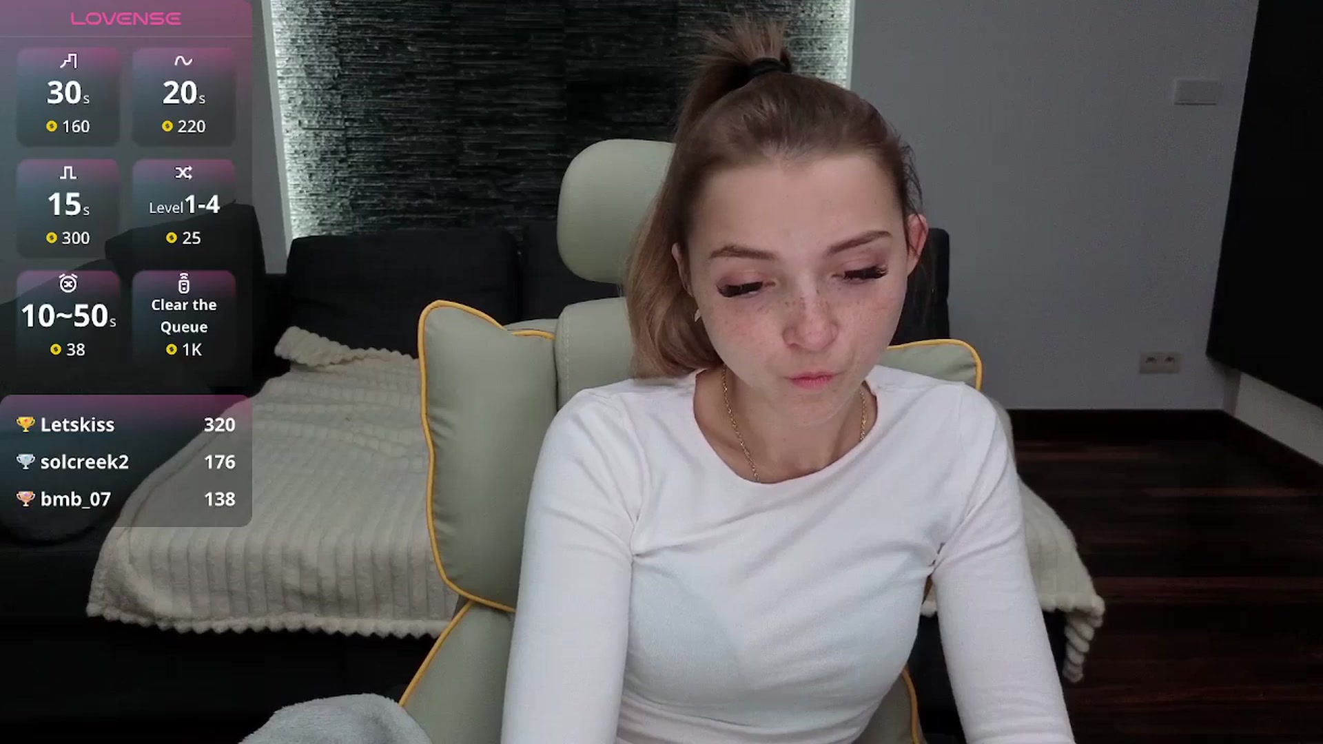 Gallery image thumbnail from Daisyy's myfreecams stream on, 11/10/2025, 18:16 image 11 of 20