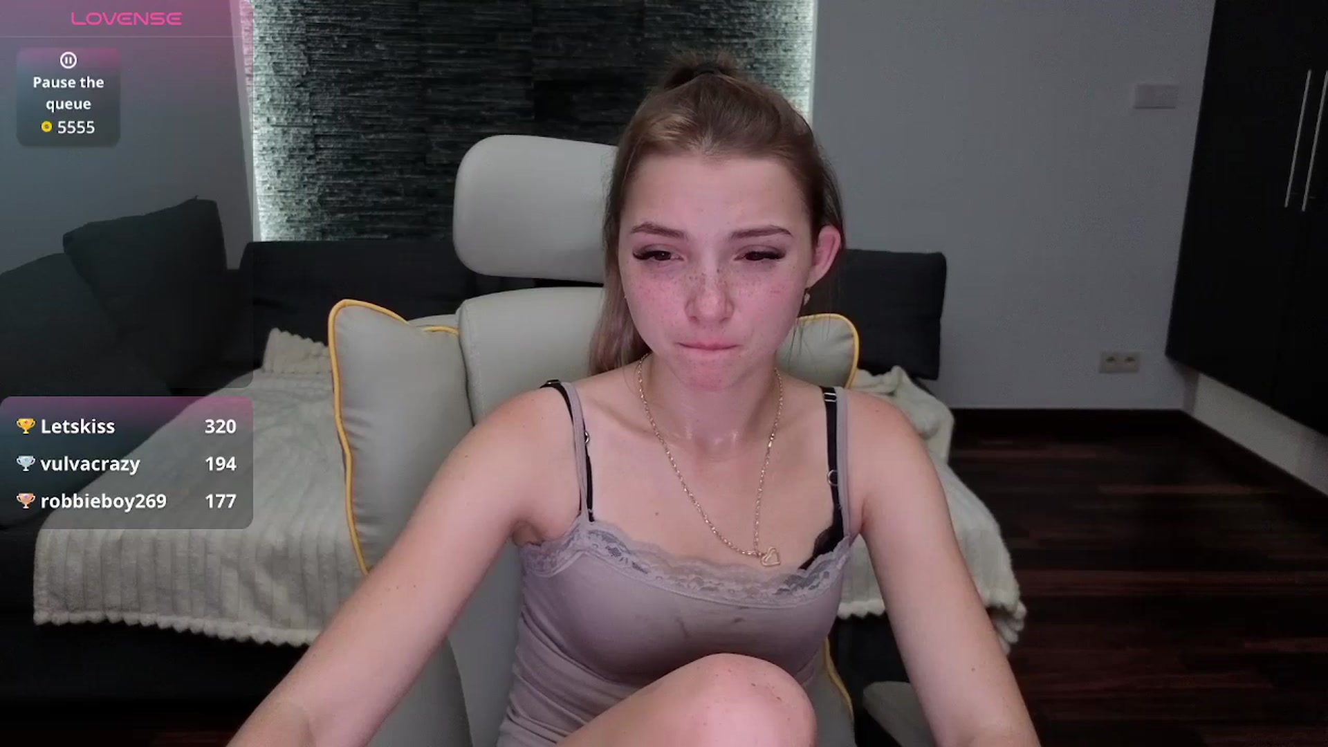 Gallery image thumbnail from Daisyy's myfreecams stream on, 11/10/2025, 20:21 image 5 of 20