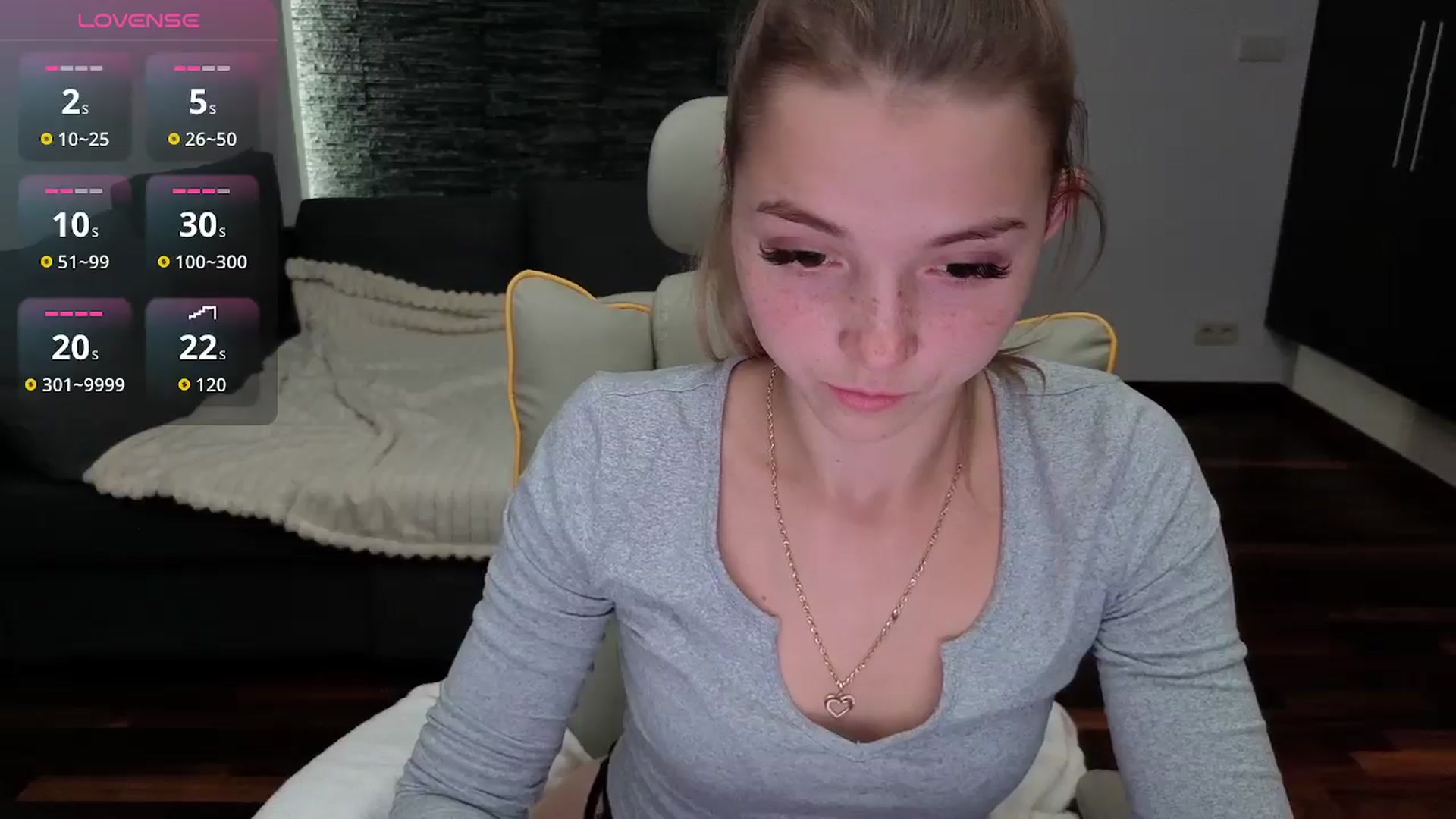 Gallery image thumbnail from Daisyy's myfreecams stream on, 11/12/2025, 20:03 image 19 of 20