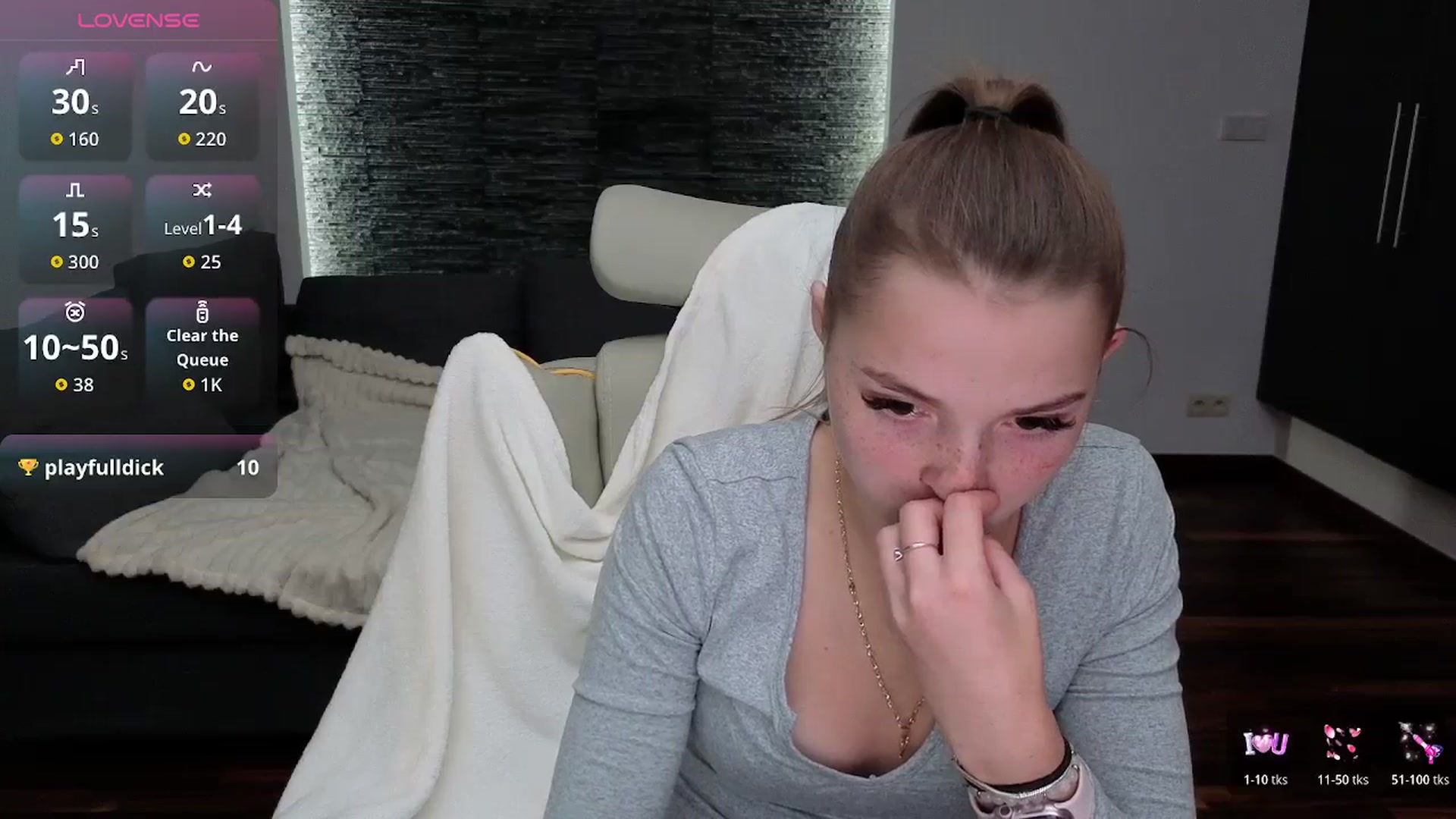 Gallery image thumbnail from Daisyy's myfreecams stream on, 11/12/2025, 20:03 image 6 of 20