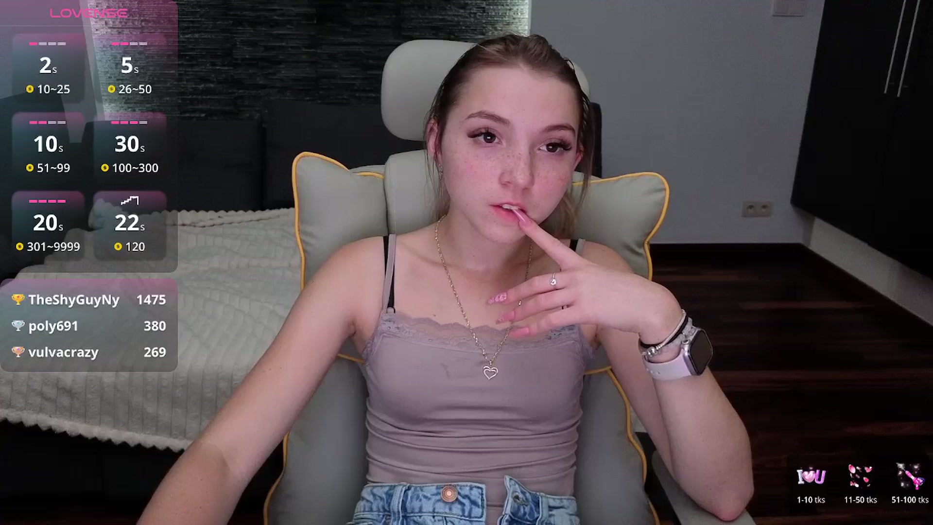 Gallery image thumbnail from Daisyy's myfreecams stream on, 11/14/2025, 21:49 image 4 of 20