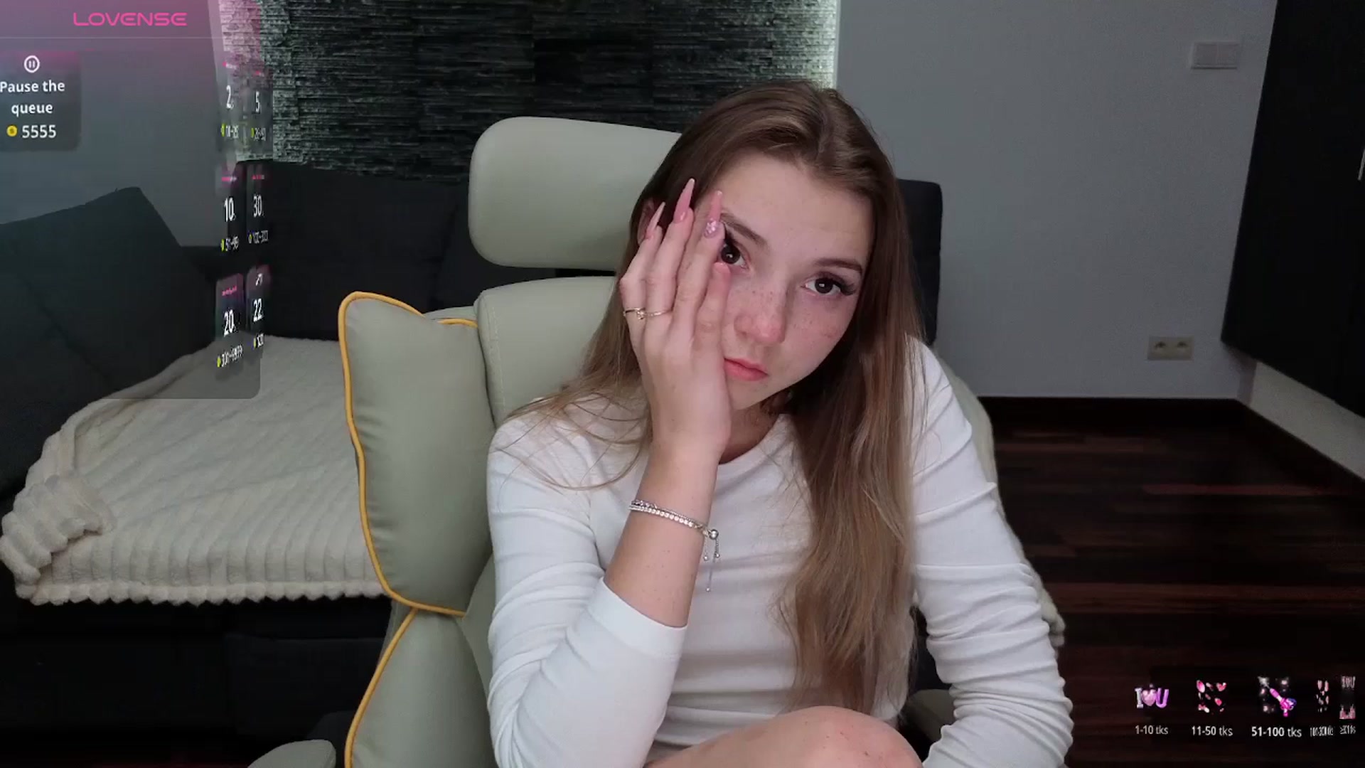 Gallery image thumbnail from Daisyy's myfreecams stream on, 11/17/2025, 19:51 image 7 of 20