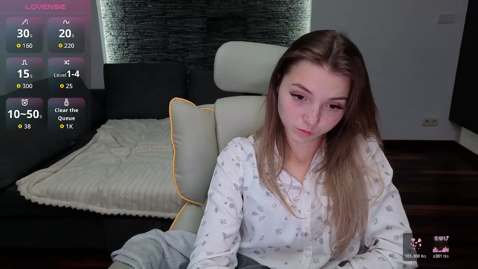 Gallery image thumbnail from Daisyy's myfreecams stream on, 11/18/2025, 16:21 image 12 of 20