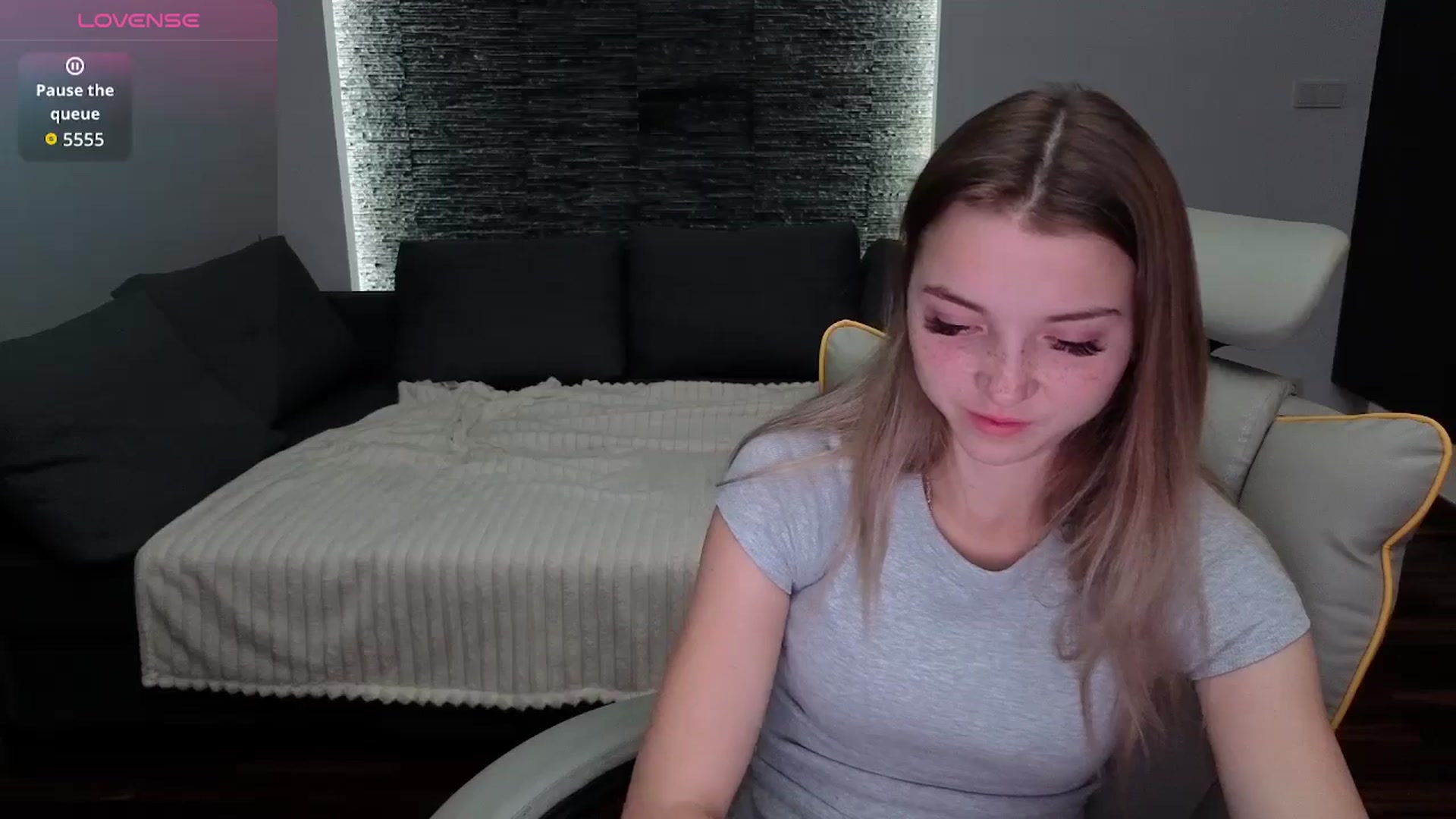Gallery image thumbnail from Daisyy's myfreecams stream on, 11/19/2025, 17:00 image 14 of 20
