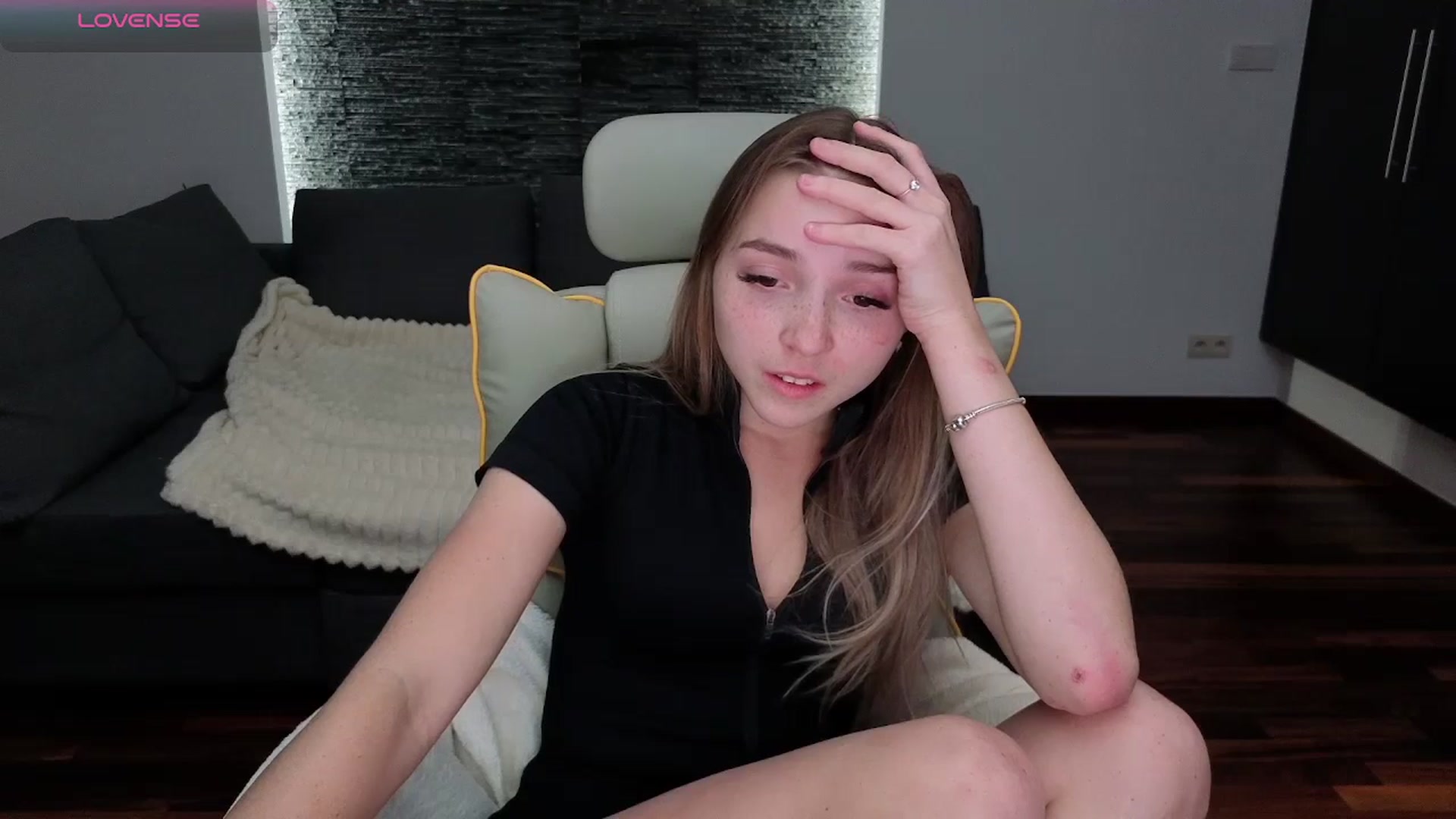 Gallery image thumbnail from Daisyy's myfreecams stream on, 11/23/2025, 18:57 image 2 of 20