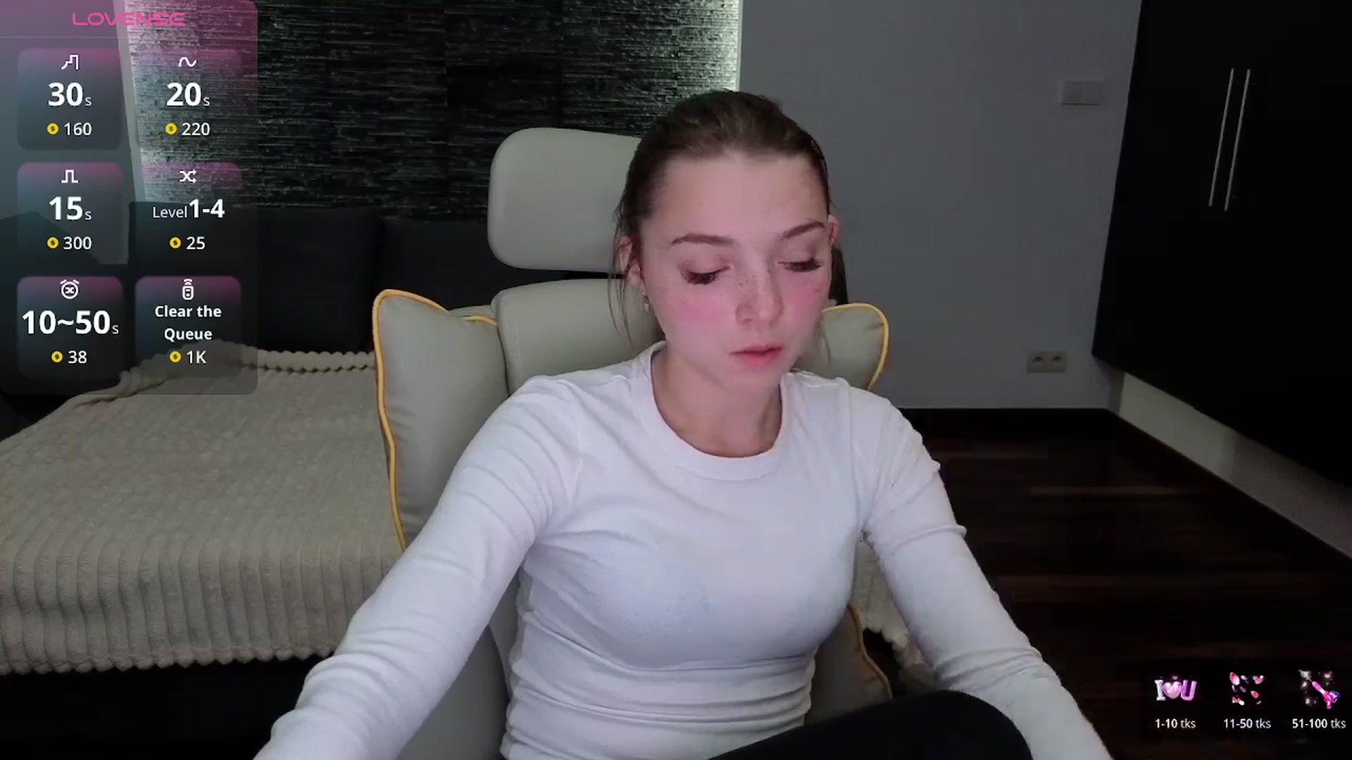 Gallery image thumbnail from Daisyy's myfreecams stream on, 11/24/2025, 16:17 image 4 of 20