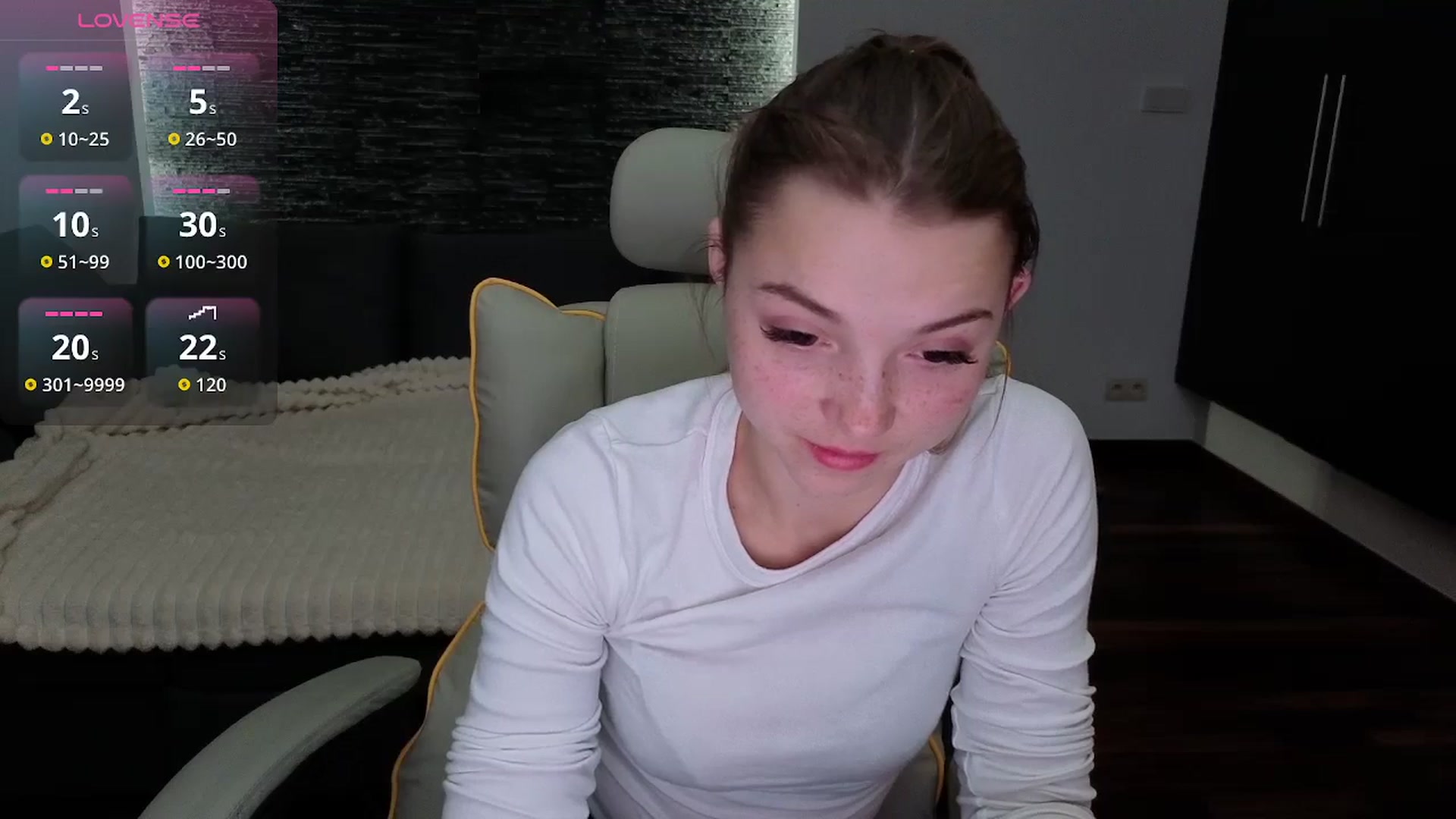 Gallery image thumbnail from Daisyy's myfreecams stream on, 11/24/2025, 17:54 image 5 of 20