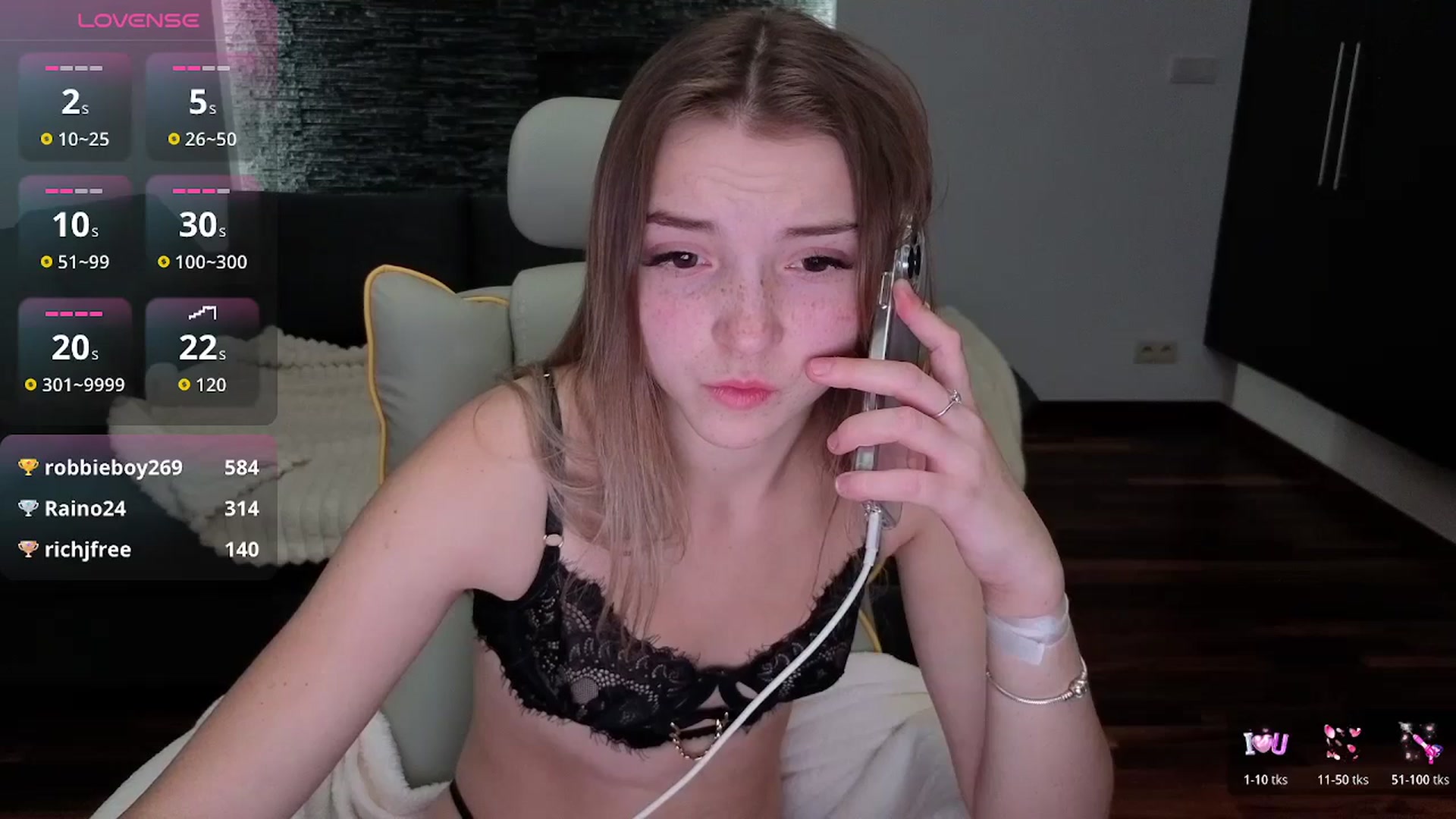 Gallery image thumbnail from Daisyy's myfreecams stream on, 11/25/2025, 16:50 image 17 of 20