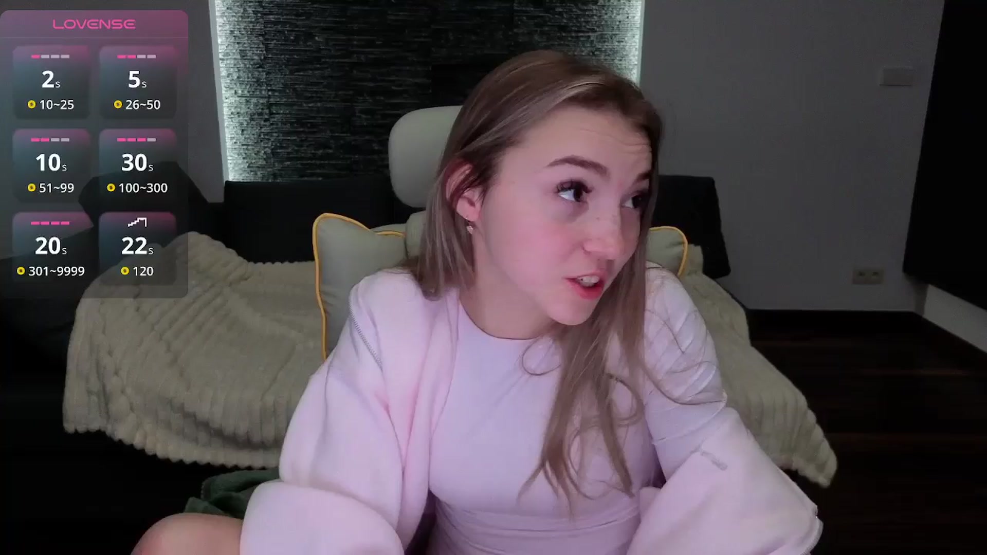 Gallery image thumbnail from Daisyy's myfreecams stream on, 12/01/2025, 17:31 image 1 of 20
