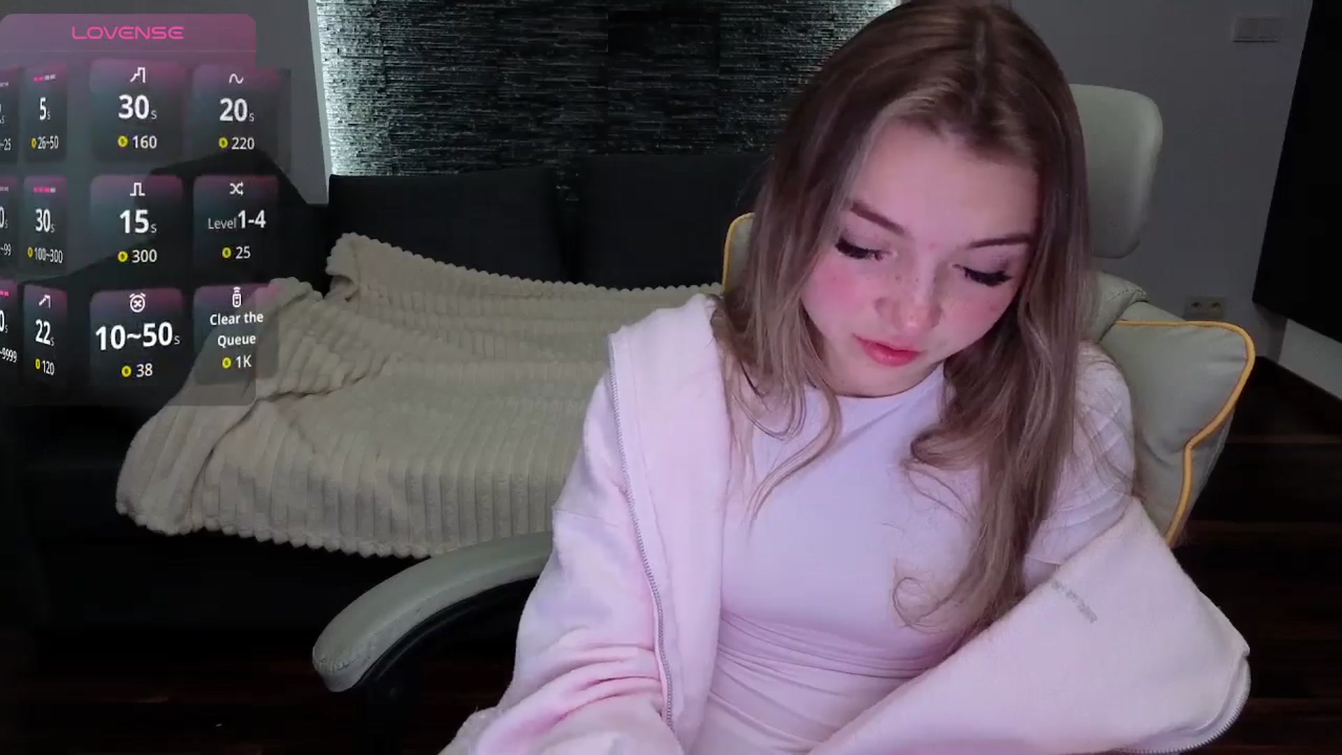 Gallery image thumbnail from Daisyy's myfreecams stream on, 12/01/2025, 18:59 image 3 of 20