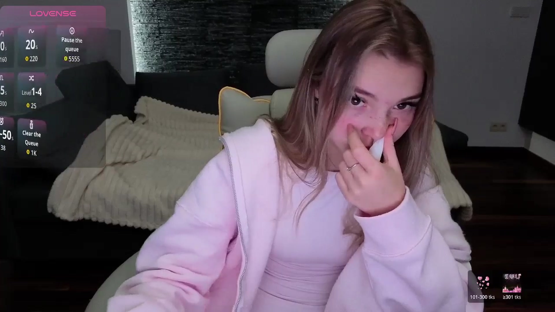 Gallery image thumbnail from Daisyy's myfreecams stream on, 12/01/2025, 18:59 image 2 of 20