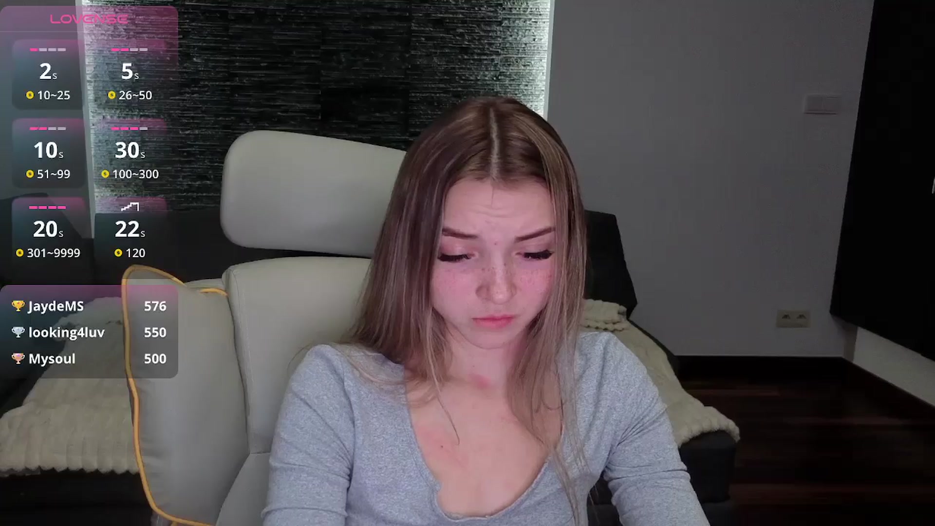 Gallery image thumbnail from Daisyy's myfreecams stream on, 12/03/2025, 22:46 image 14 of 20