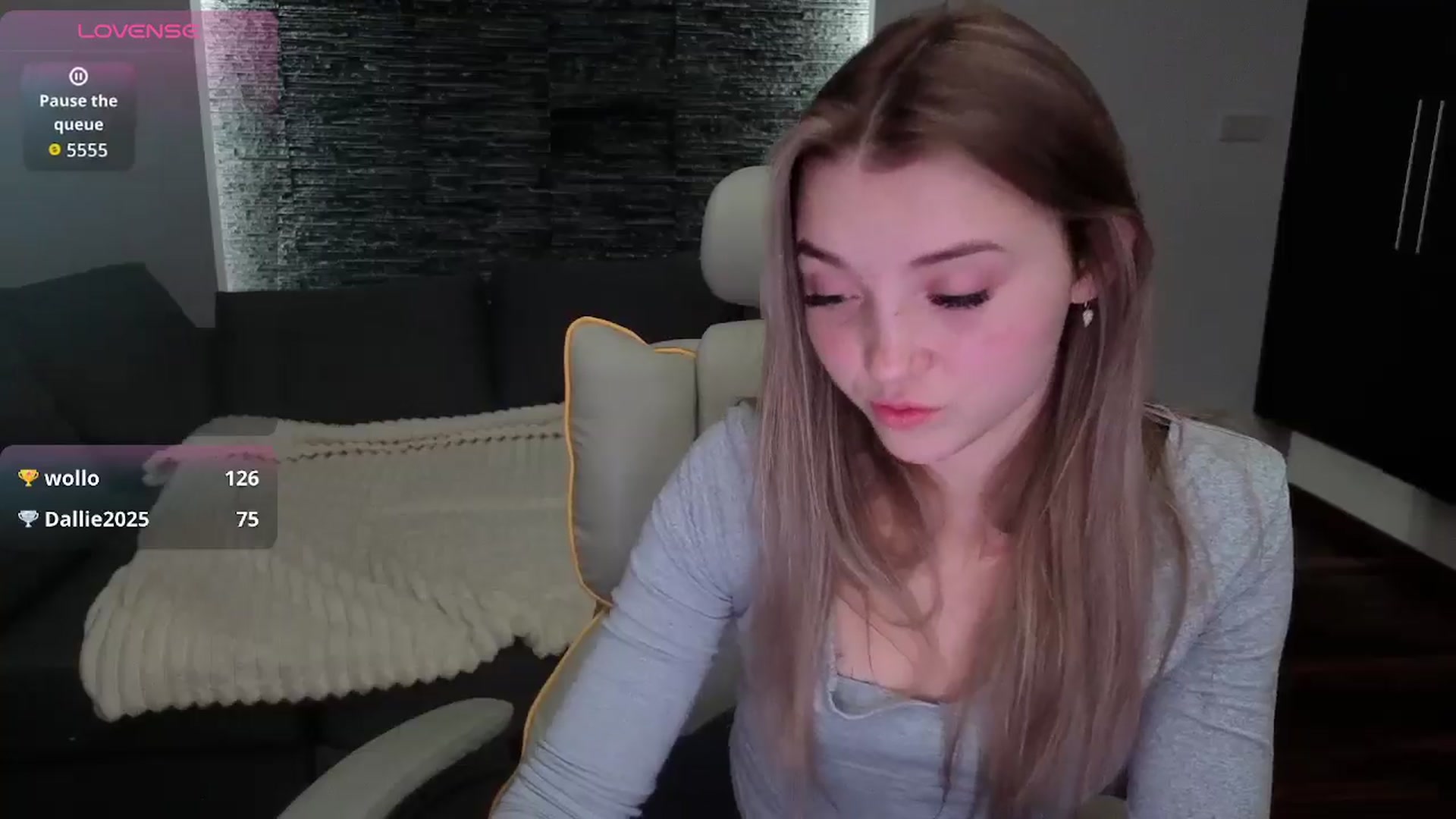 Gallery image thumbnail from Daisyy's myfreecams stream on, 12/04/2025, 17:51 image 15 of 20