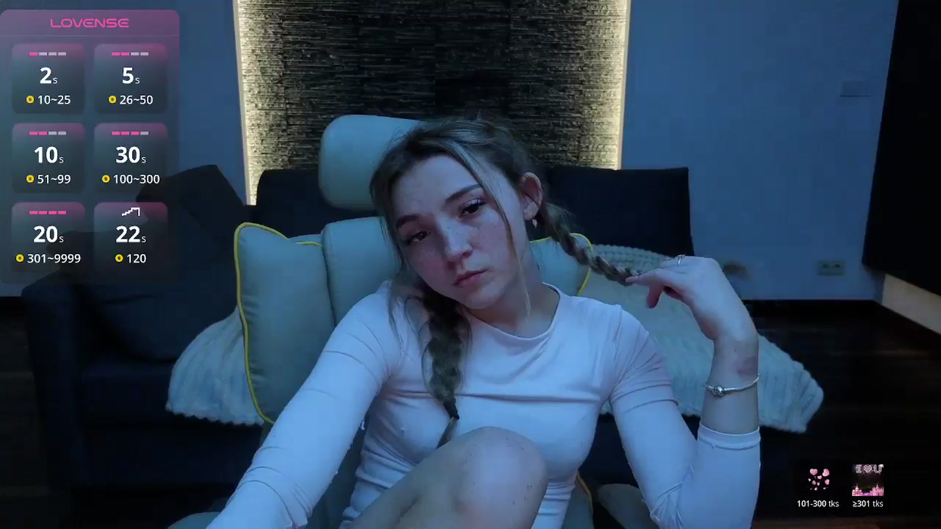 Gallery image thumbnail from Daisyy's myfreecams stream on, 12/05/2025, 17:25 image 9 of 20