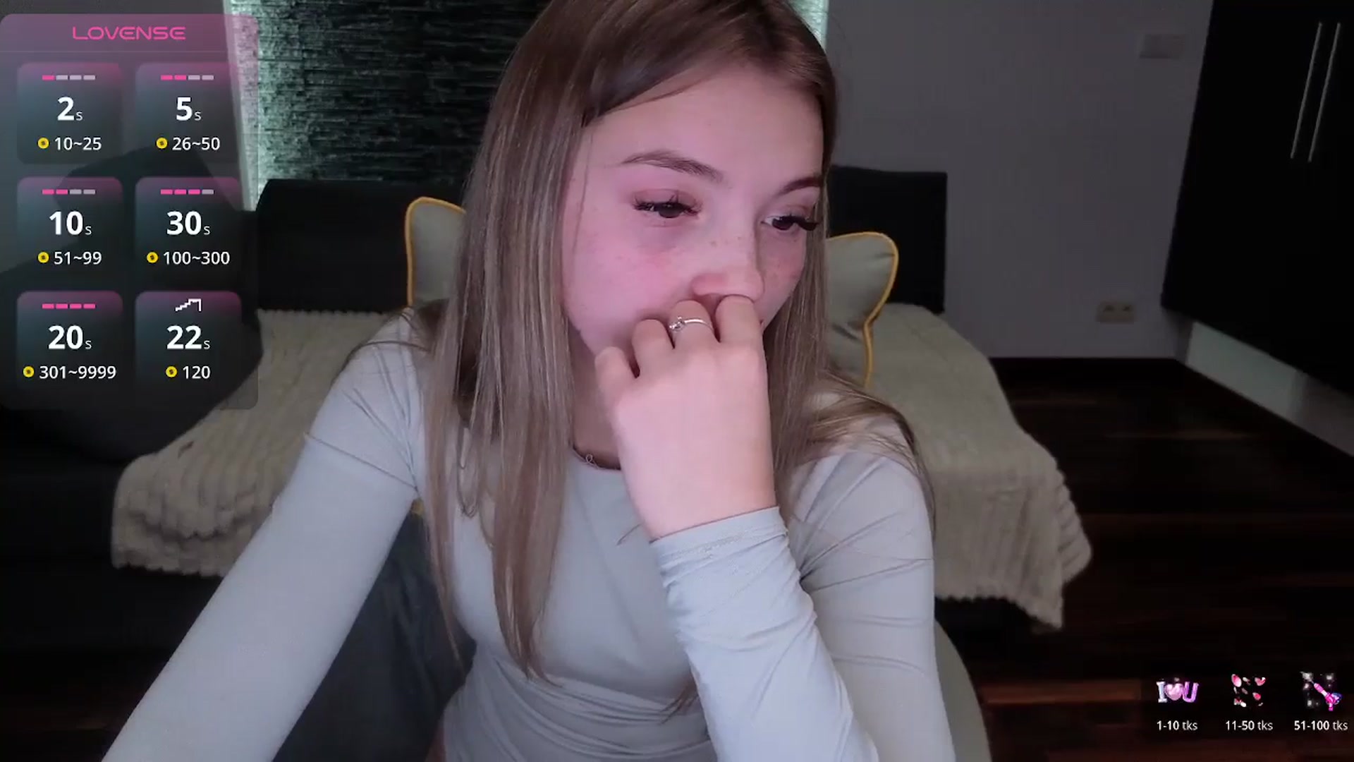 Gallery image thumbnail from Daisyy's myfreecams stream on, 12/08/2025, 17:08 image 3 of 20