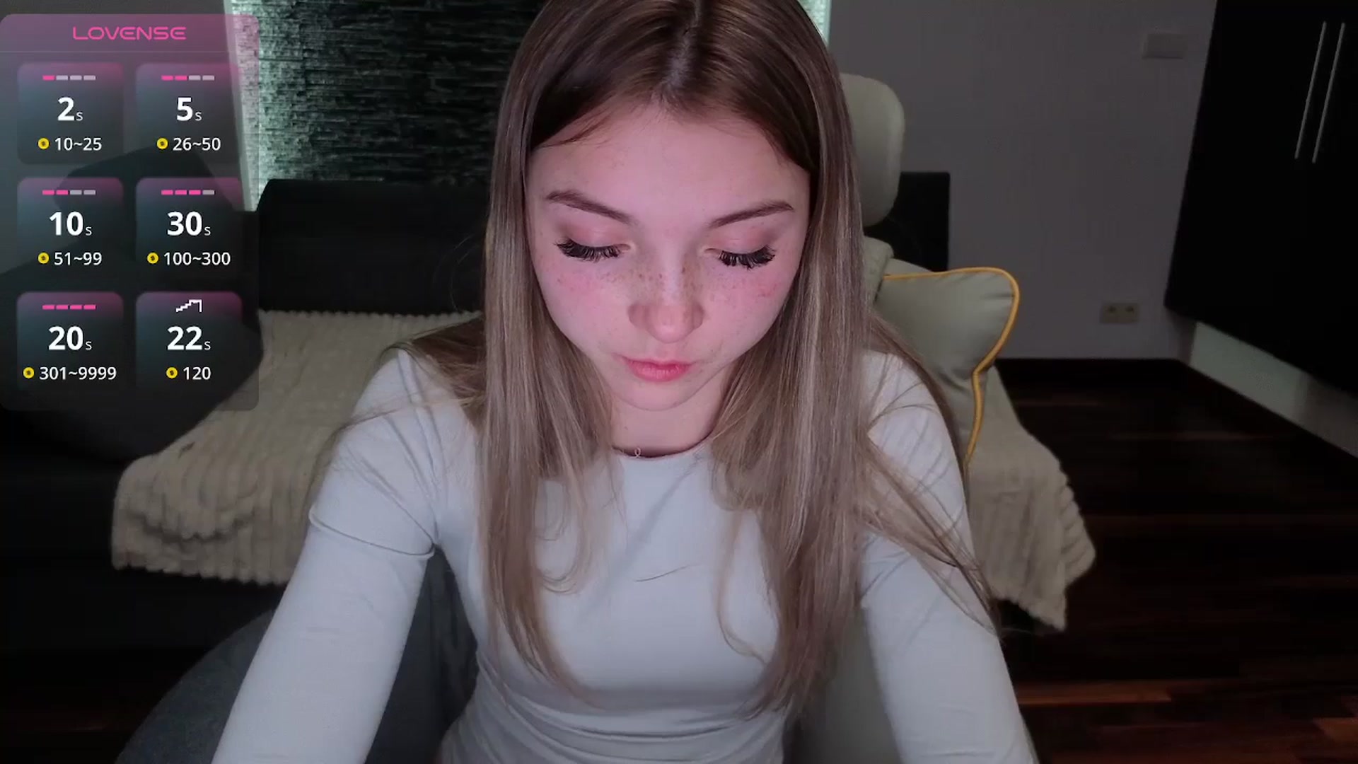 Gallery image thumbnail from Daisyy's myfreecams stream on, 12/08/2025, 17:08 image 5 of 20