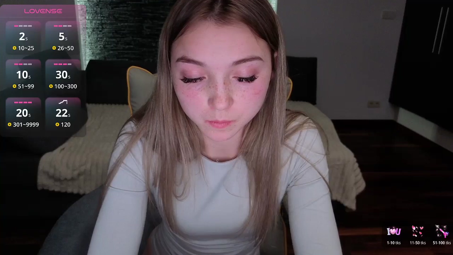 Gallery image thumbnail from Daisyy's myfreecams stream on, 12/08/2025, 17:08 image 2 of 20