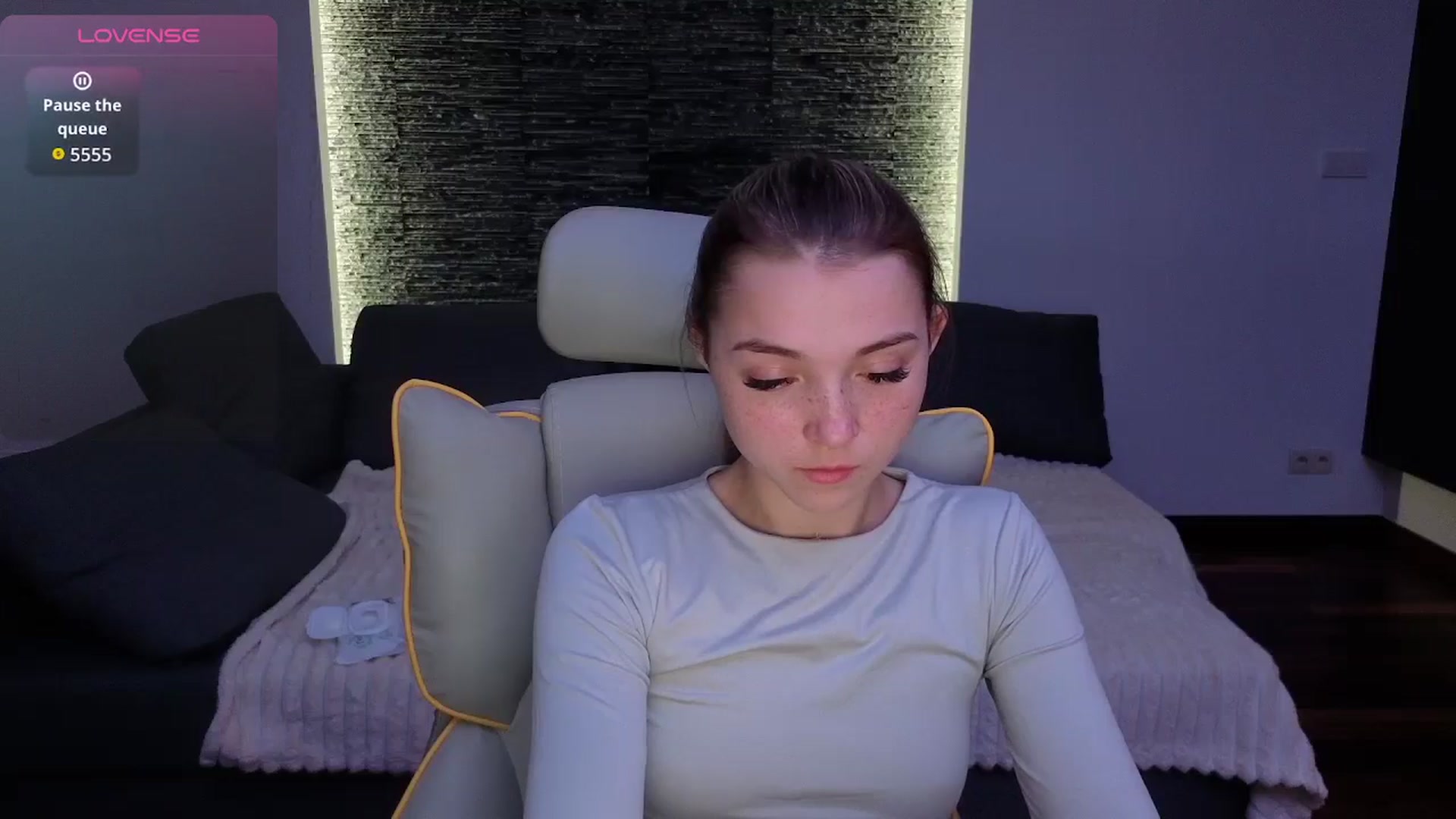 Gallery image thumbnail from Daisyy's myfreecams stream on, 12/09/2025, 24:00 image 20 of 20