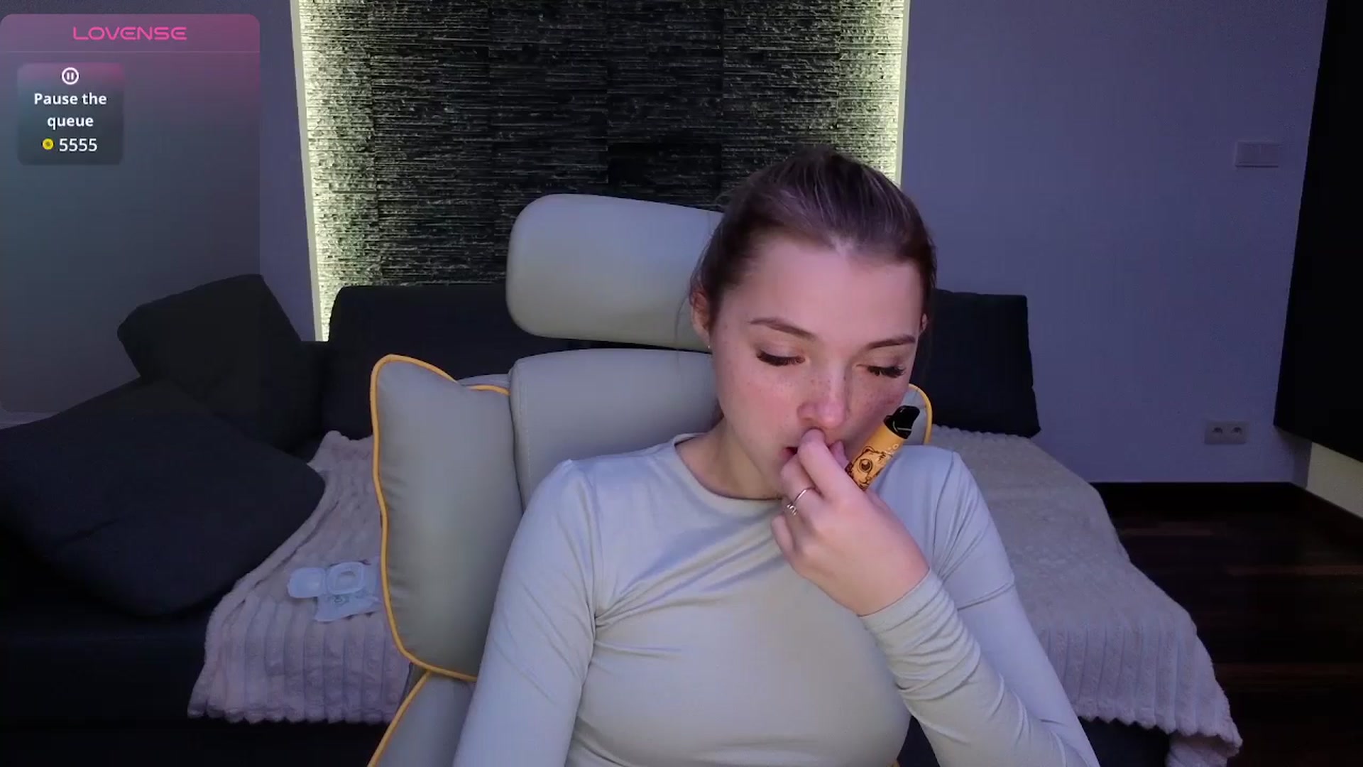 Gallery image thumbnail from Daisyy's myfreecams stream on, 12/09/2025, 24:00 image 16 of 20