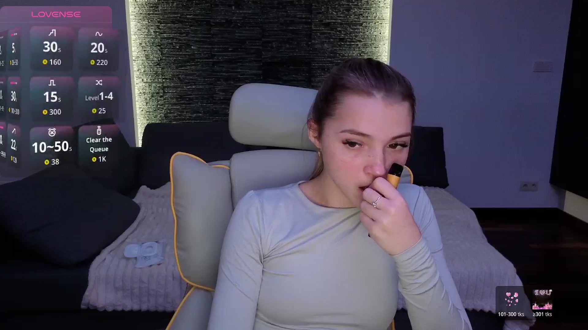 Gallery image thumbnail from Daisyy's myfreecams stream on, 12/09/2025, 24:00 image 7 of 20